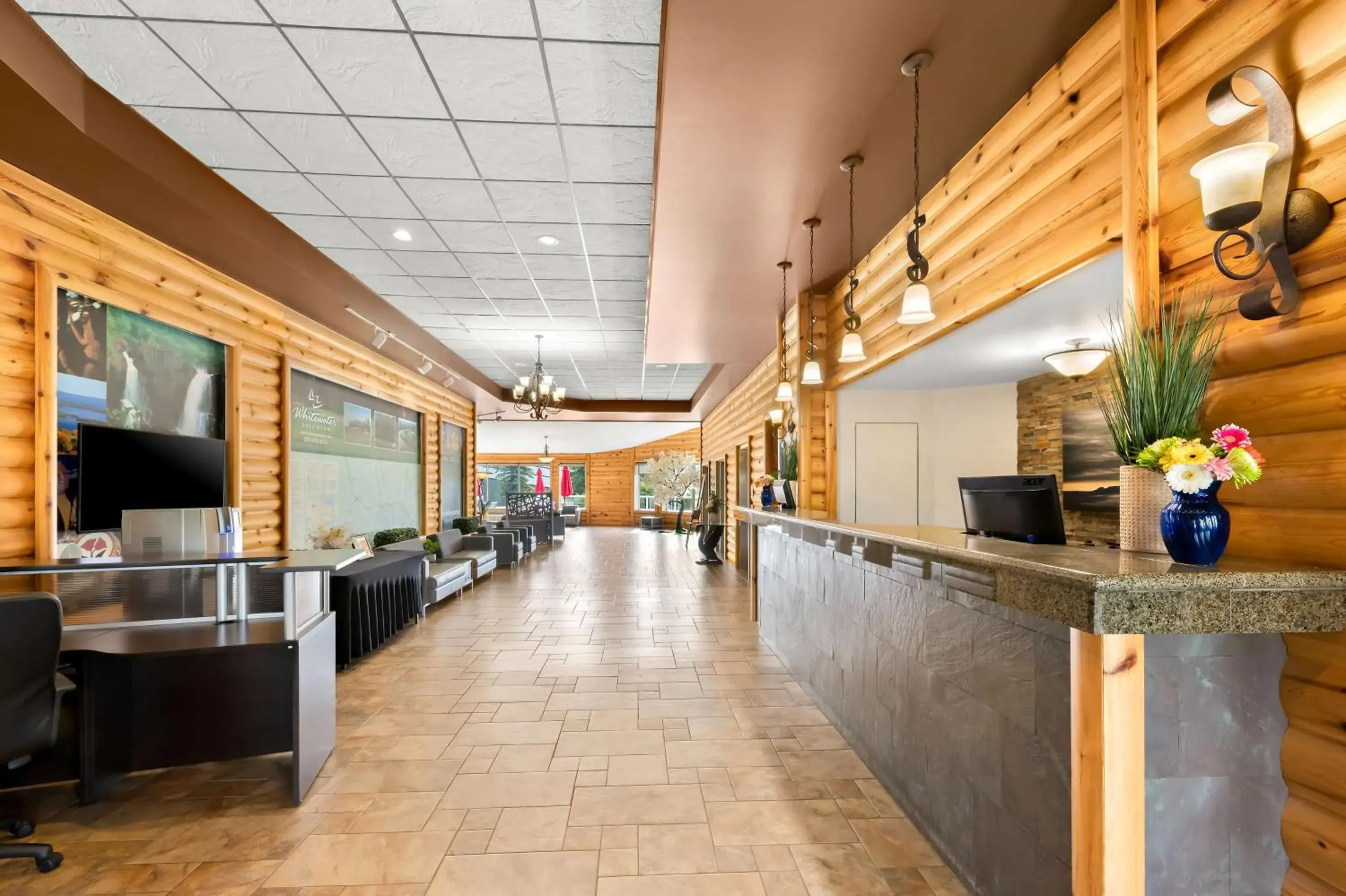 Lobby or reception in Best Western Plus NorWester Hotel & Conference Centre Lobby or reception in Best Western Plus NorWester Hotel & Conference Centre
