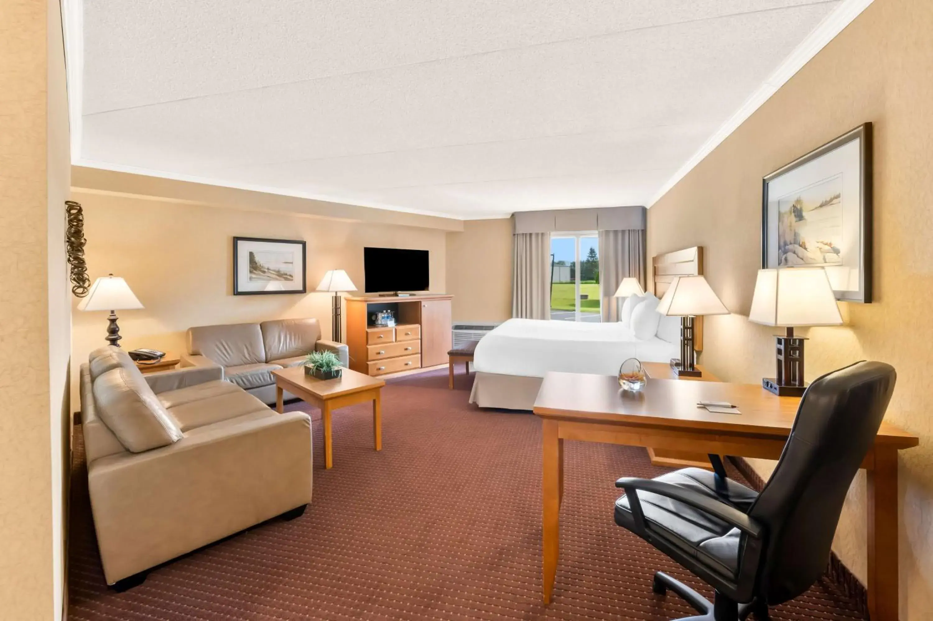 King Suite - Non-smoking - Upper Floor in Best Western Plus NorWester Hotel & Conference Centre King Suite - Non-smoking - Upper Floor in Best Western Plus NorWester Hotel & Conference Centre