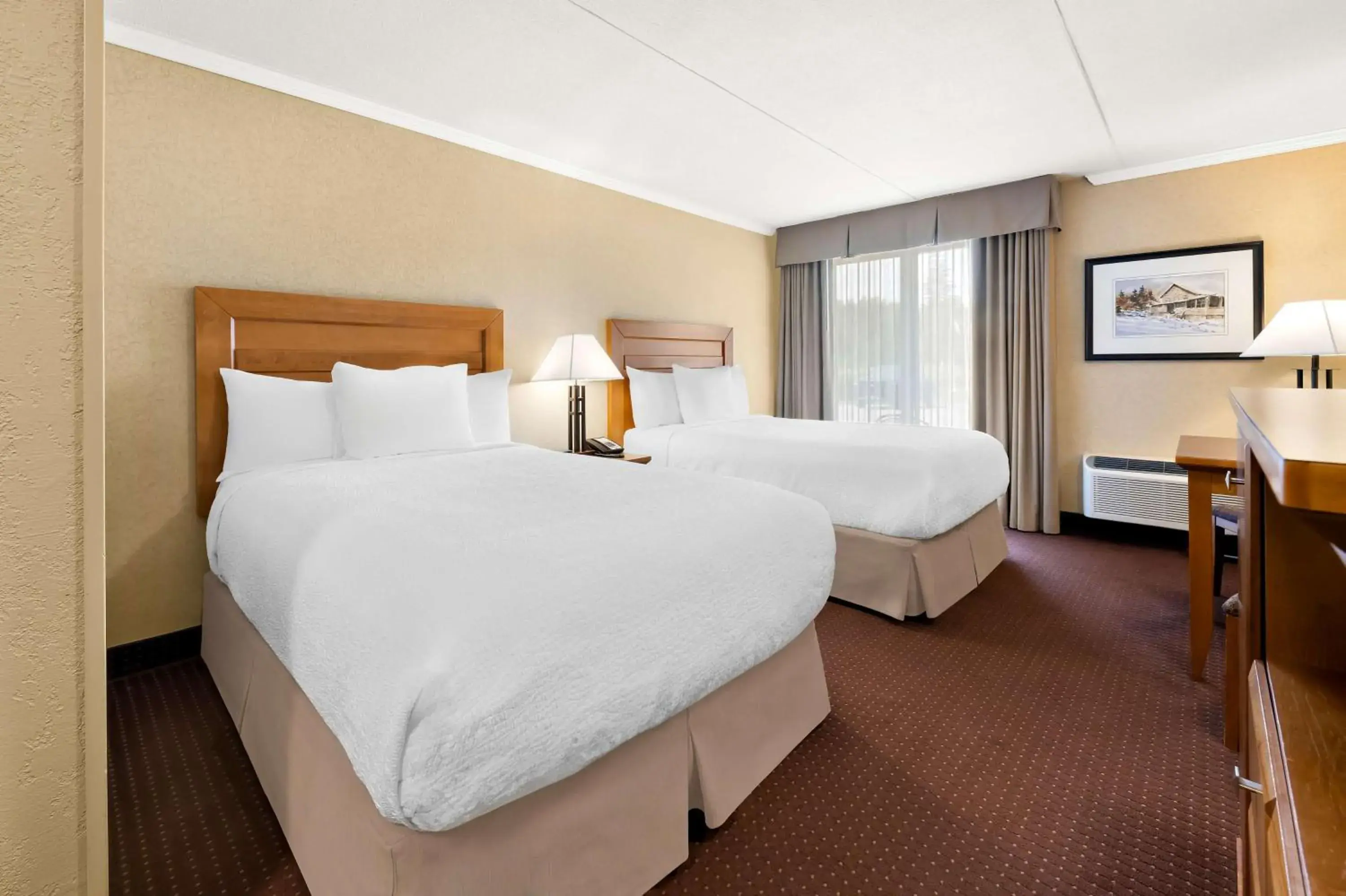 Bedroom, Bed in Best Western Plus NorWester Hotel & Conference Centre Bedroom, Bed in Best Western Plus NorWester Hotel & Conference Centre