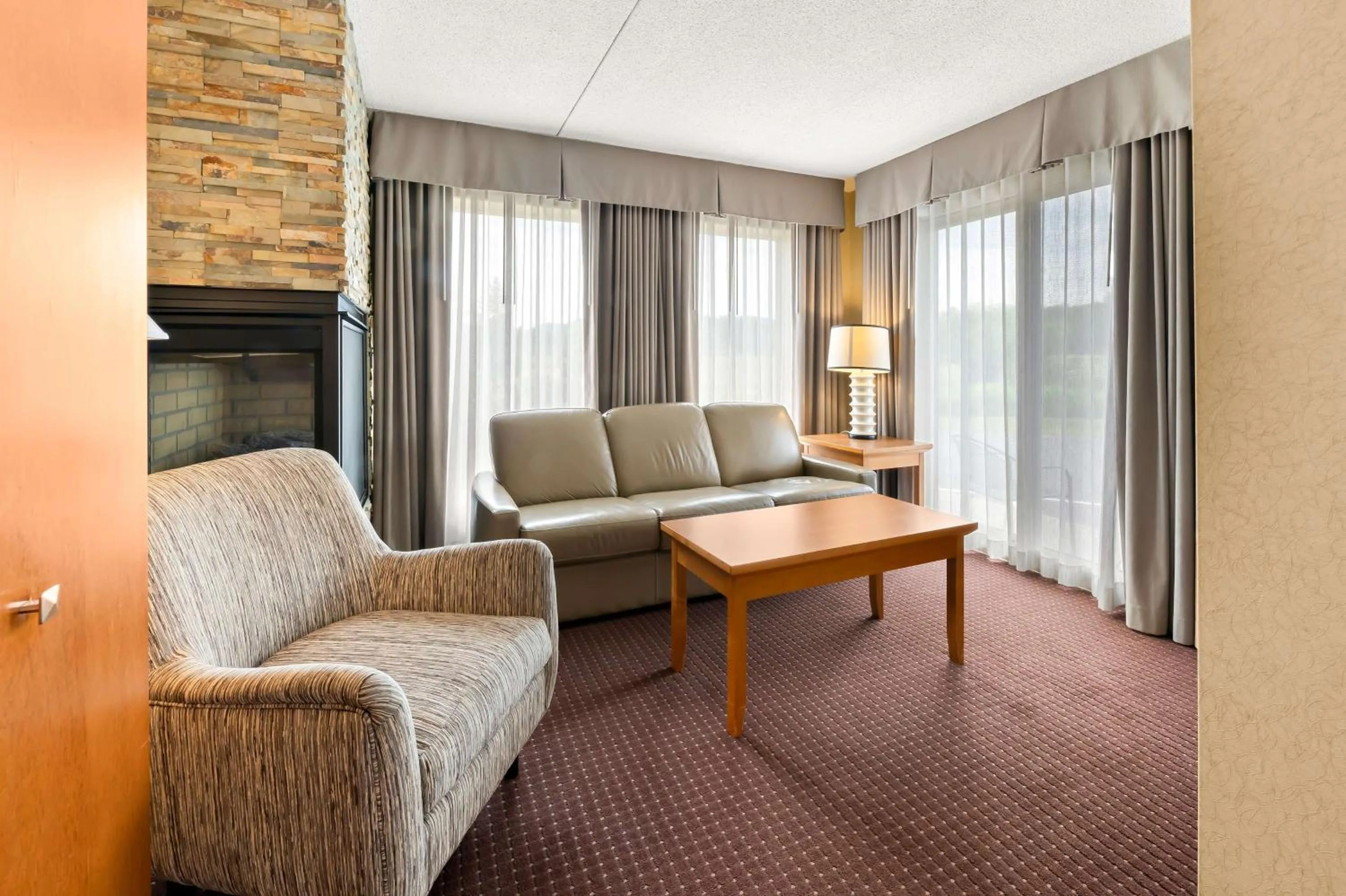 Photo of the whole room in Best Western Plus NorWester Hotel & Conference Centre