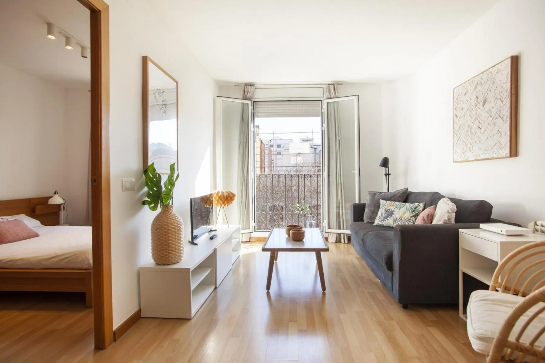 Communal lounge/ TV room, Bed in 41PAR1022 - Luminous apartment in Sant Antoni