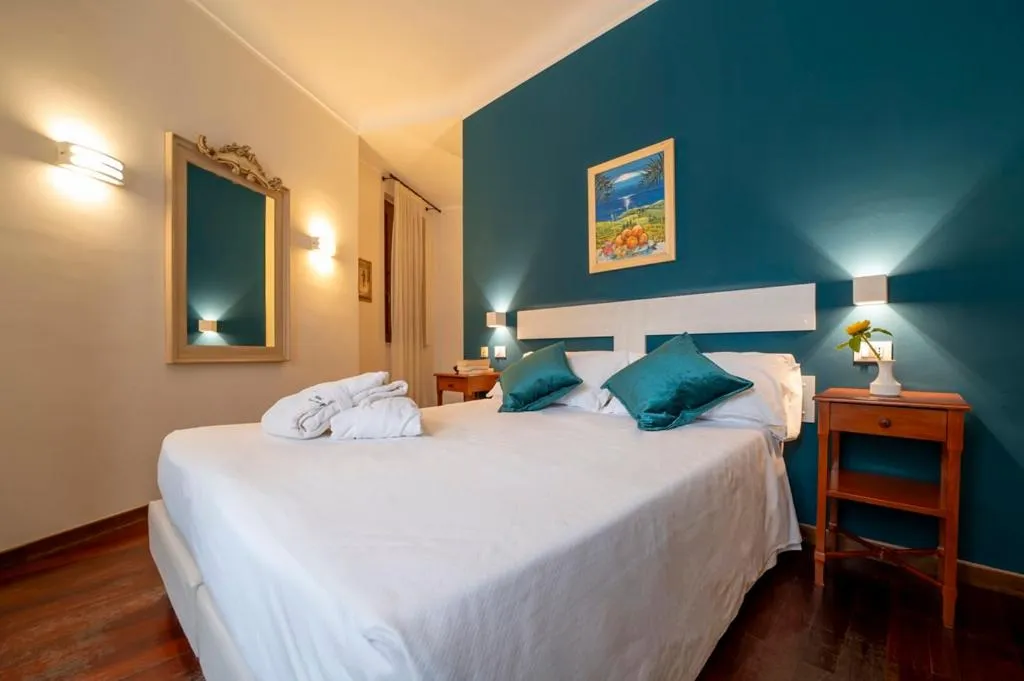 Bed in Hotel Vecchio Borgo