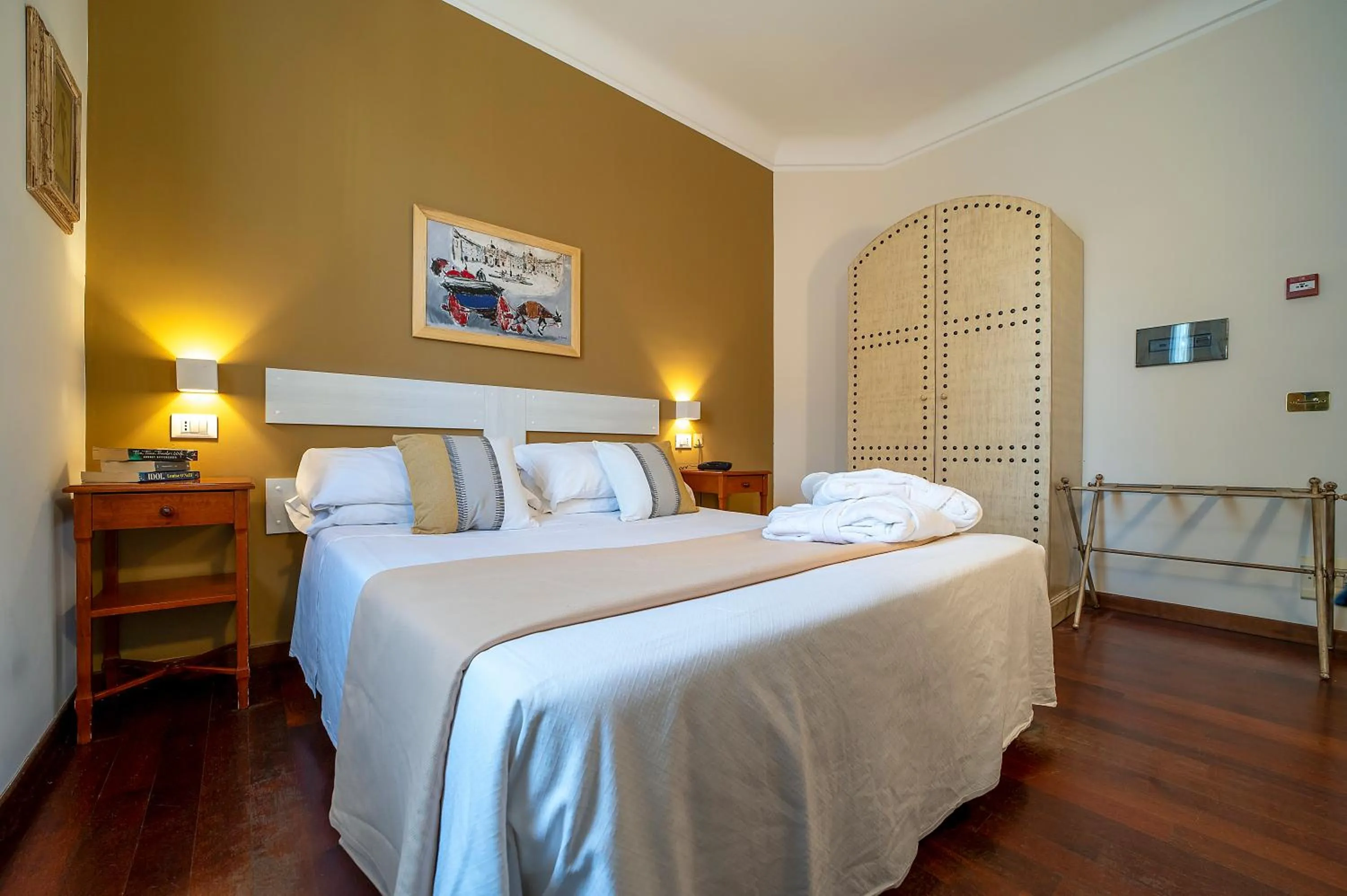 Bed in Hotel Vecchio Borgo
