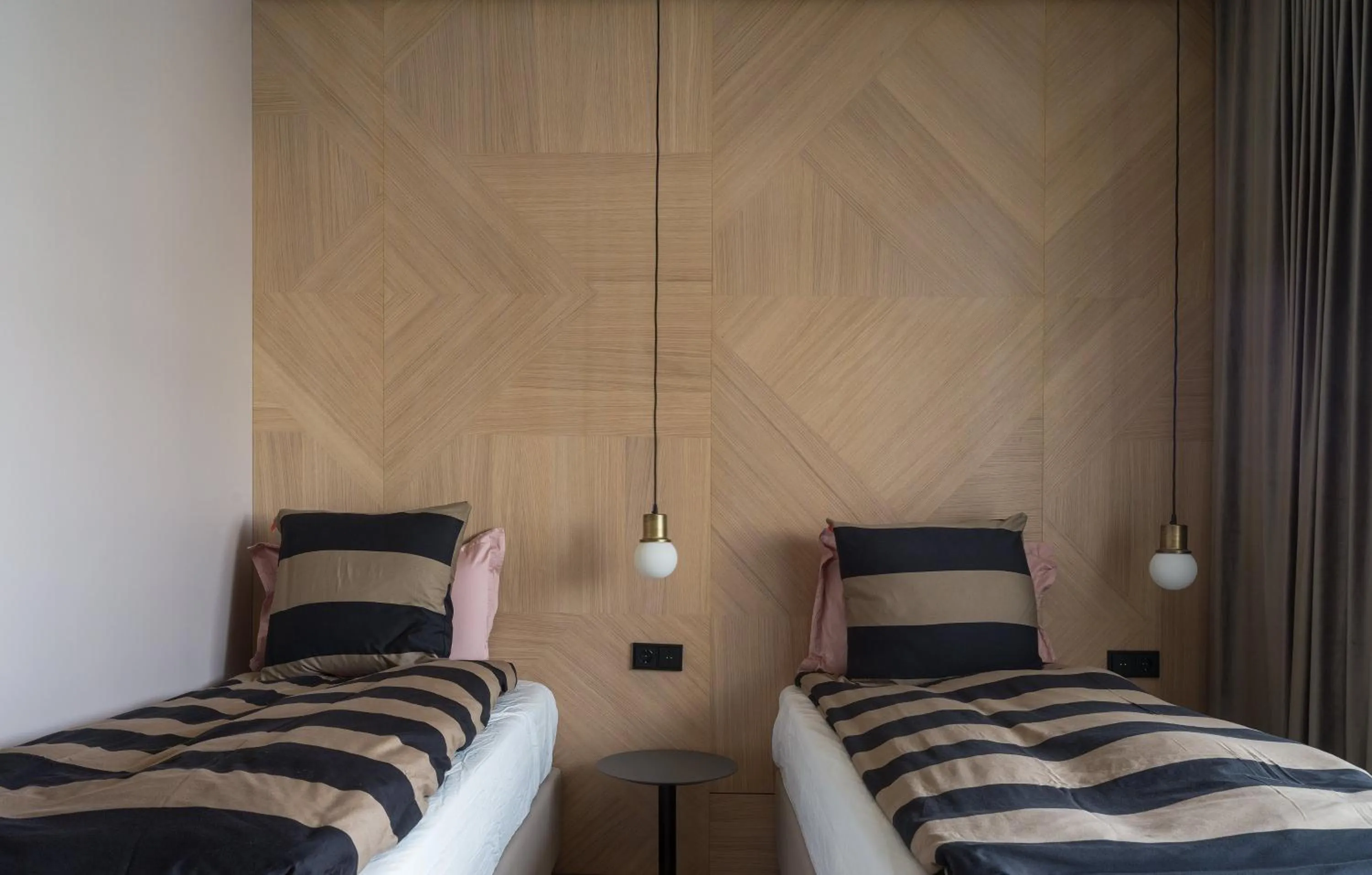 Bedroom, Bed in Hotel Lotus