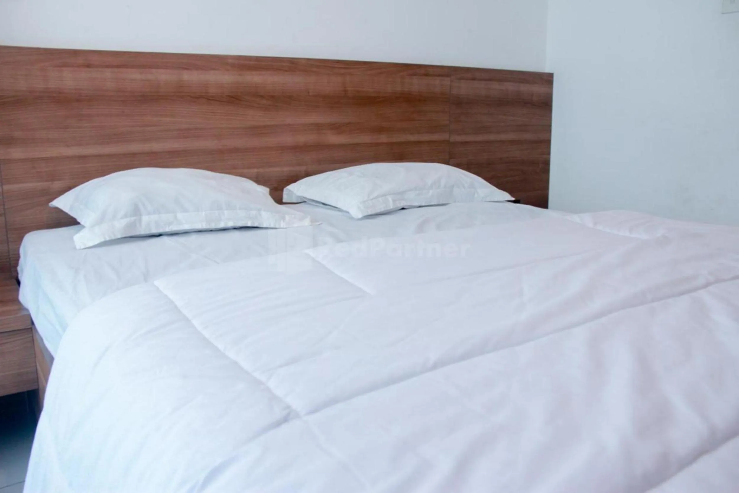 Bedroom, Bed in RedLiving Apartemen TreeParkCity - My Rooms Tower Alpine