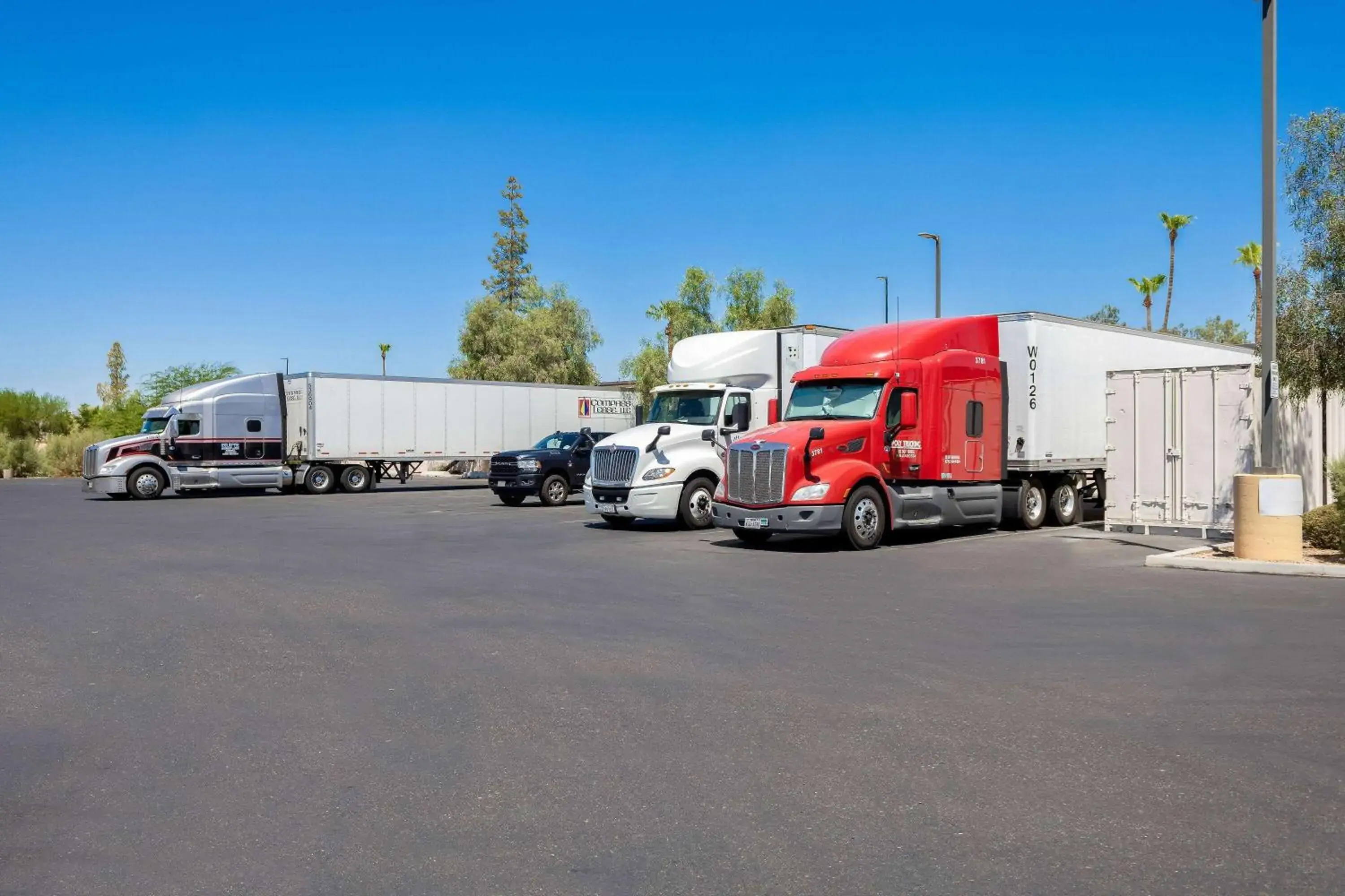 Property building in Super 8 by Wyndham Goodyear/Phoenix Area Property building in Super 8 by Wyndham Goodyear/Phoenix Area