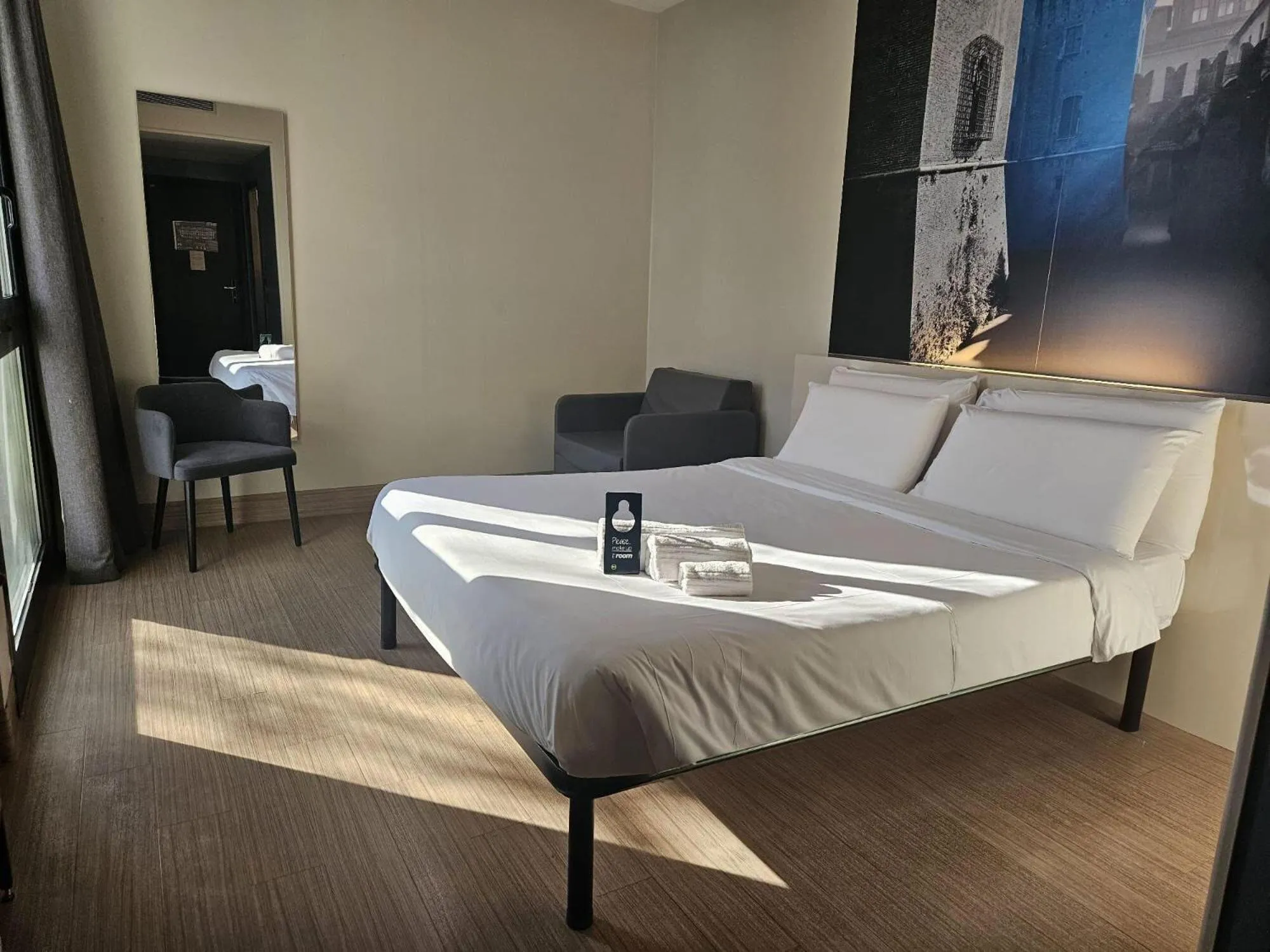 Photo of the whole room in B&B HOTEL Mantova