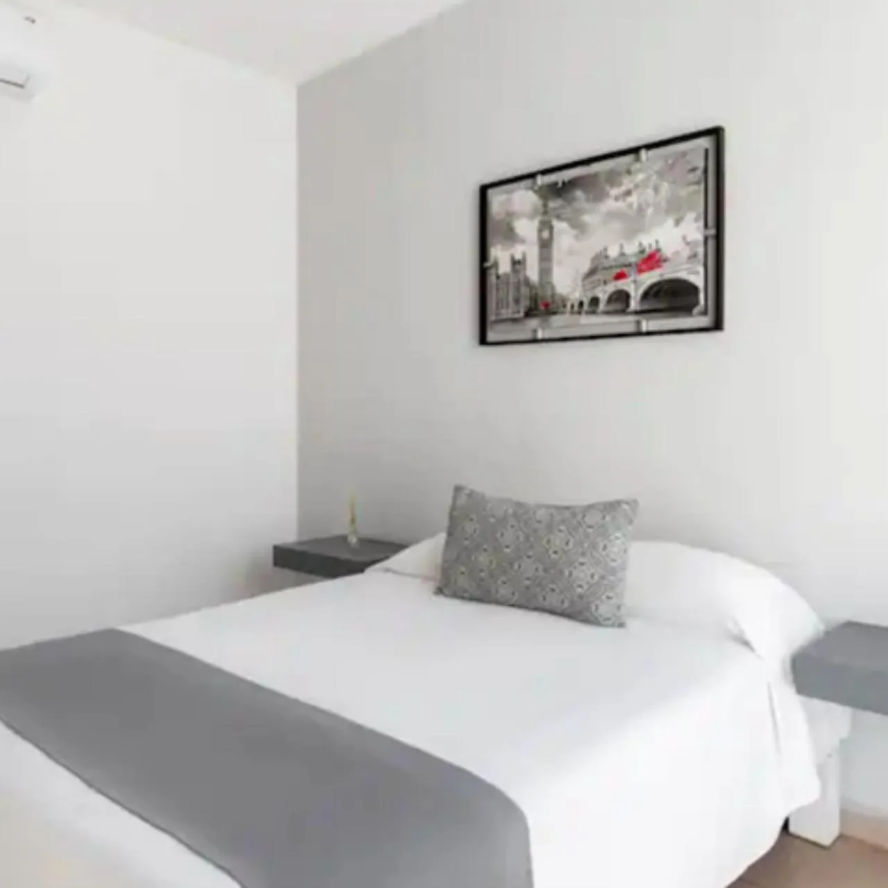 Bedroom, Bed in Apartamento Vacacional con Piscina en Puerto Vallarta