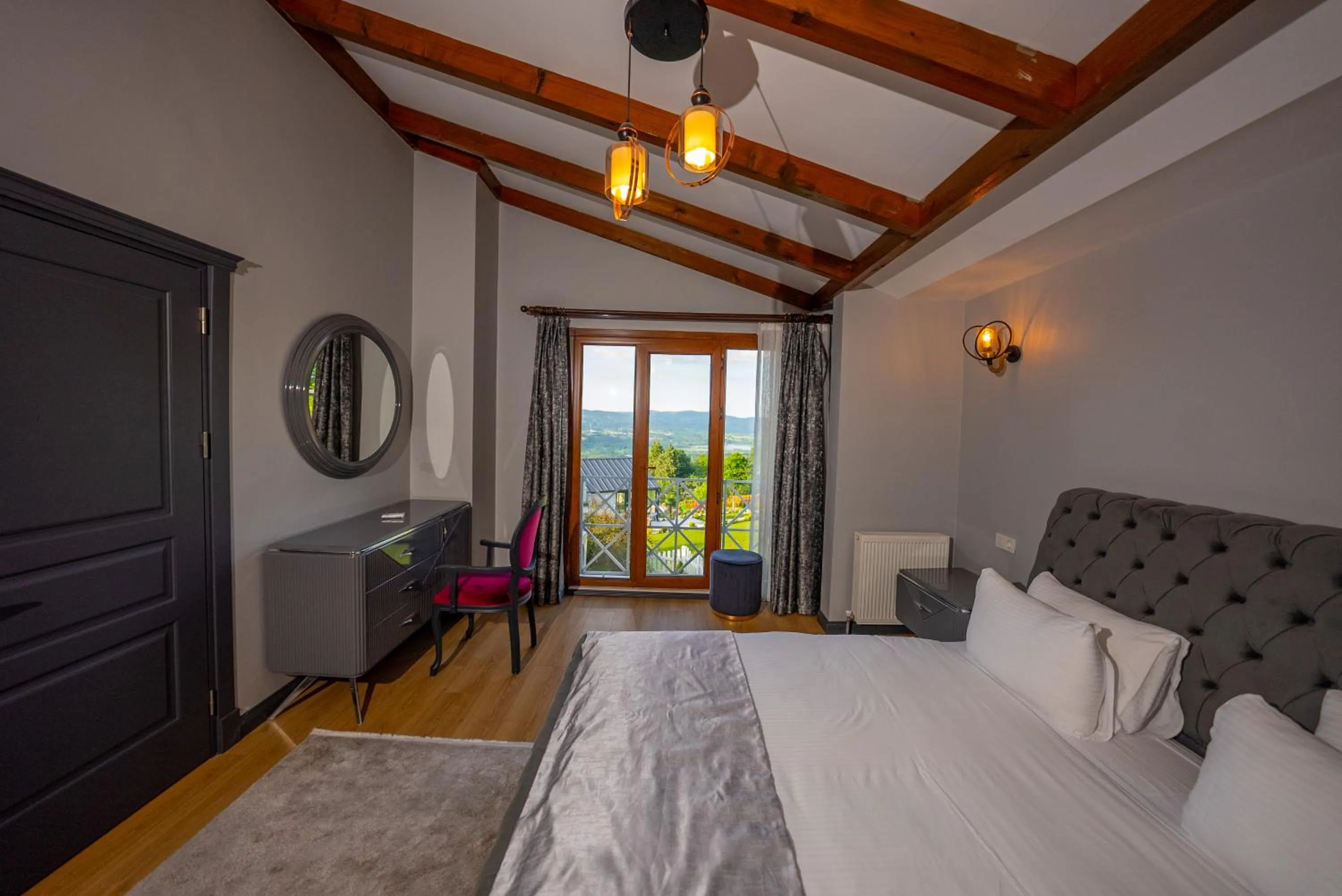 Bed in Alya Kartepe Villa Hotel