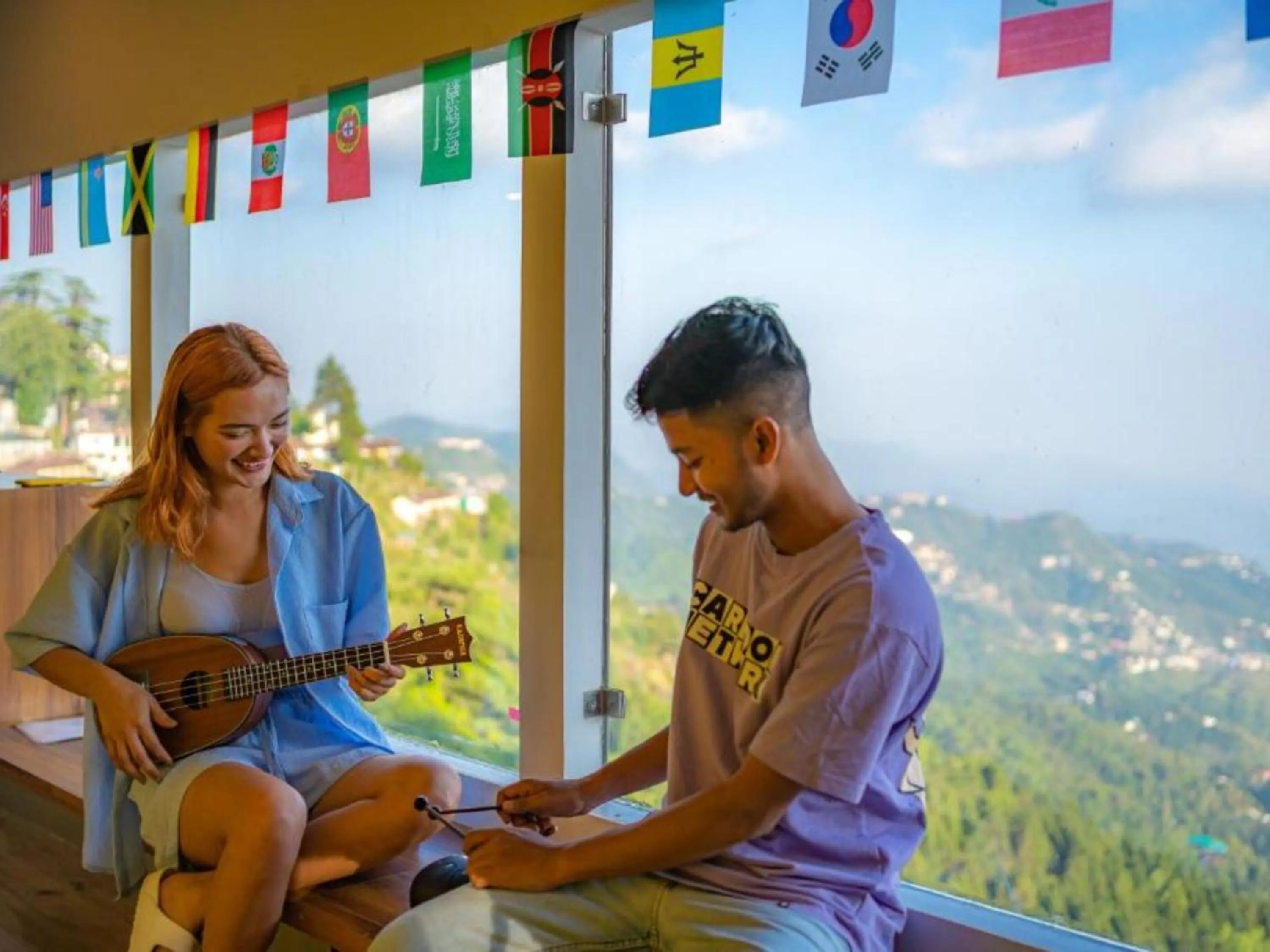 Day in The Hosteller Mussoorie, Mall Road