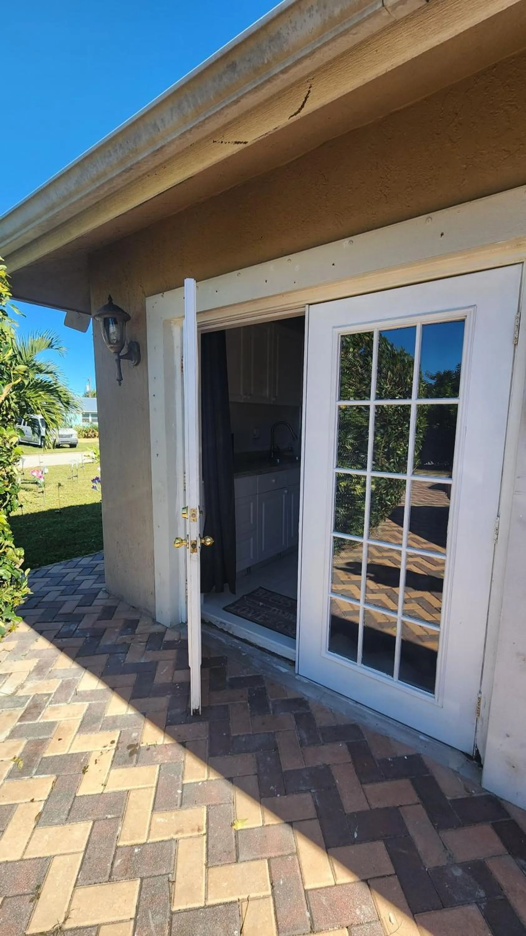 acessibility in Small cozy apartment