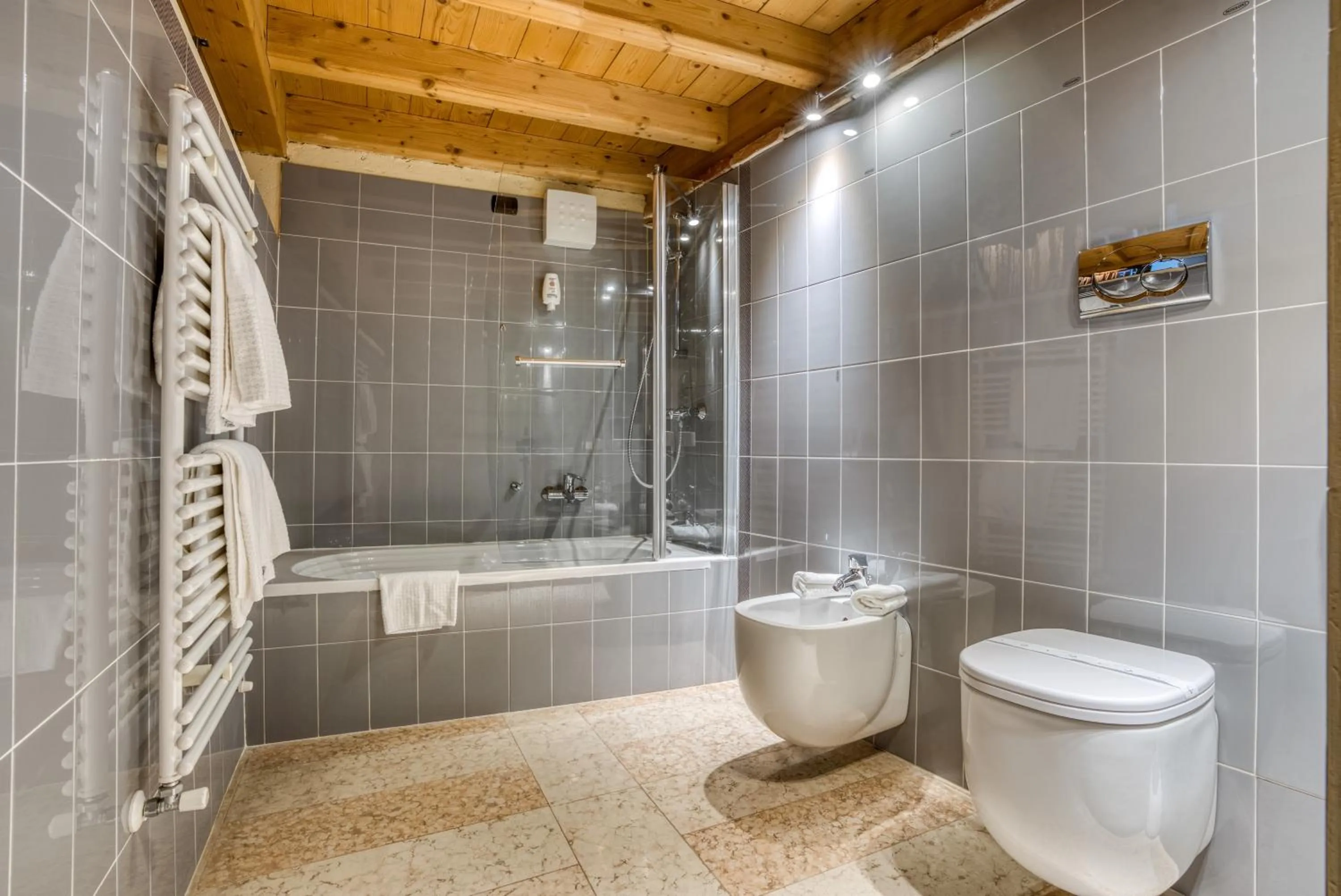 Bathroom in Boutique Hotel Scalzi - Adults Only