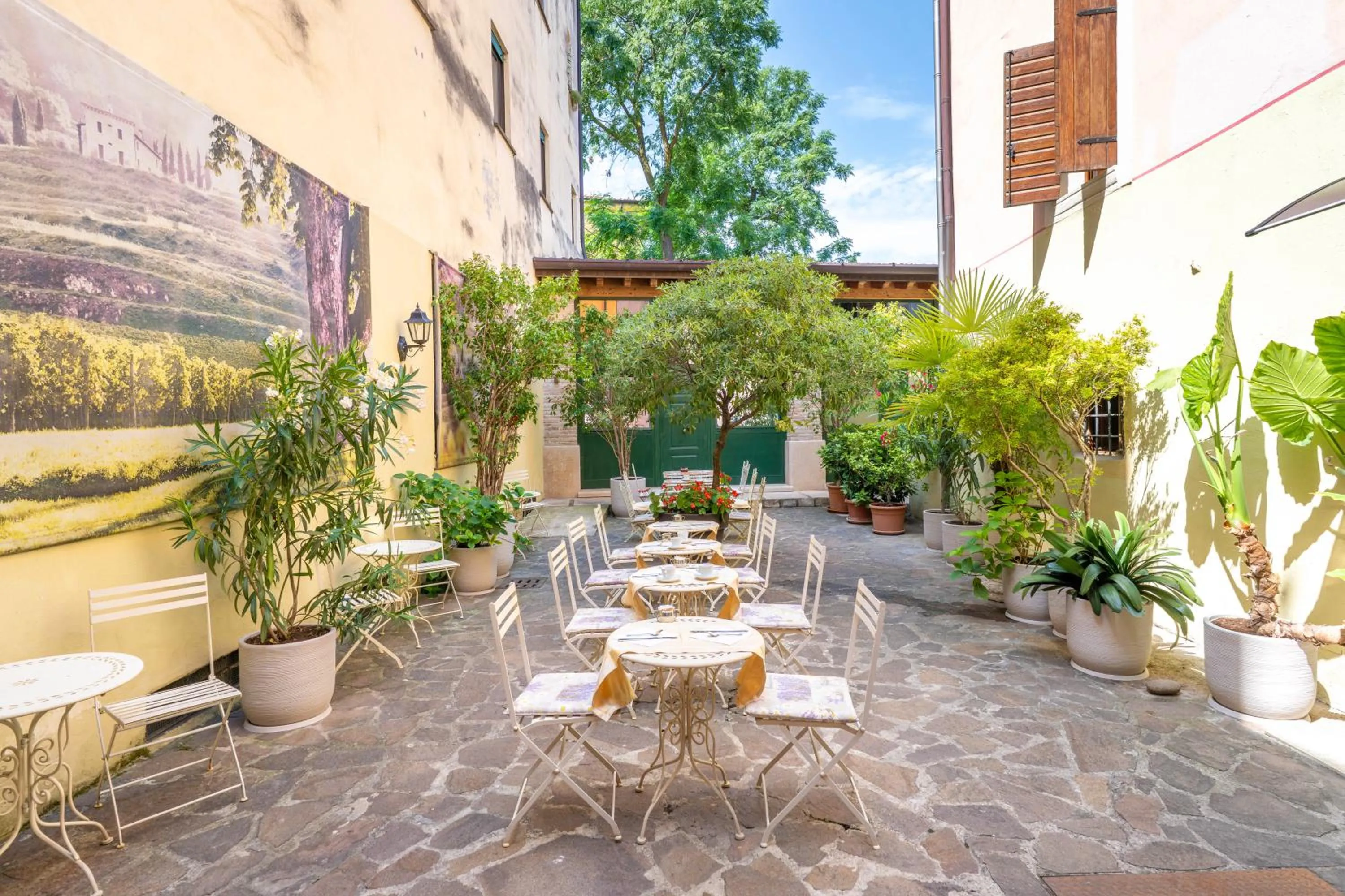 Garden in Boutique Hotel Scalzi - Adults Only
