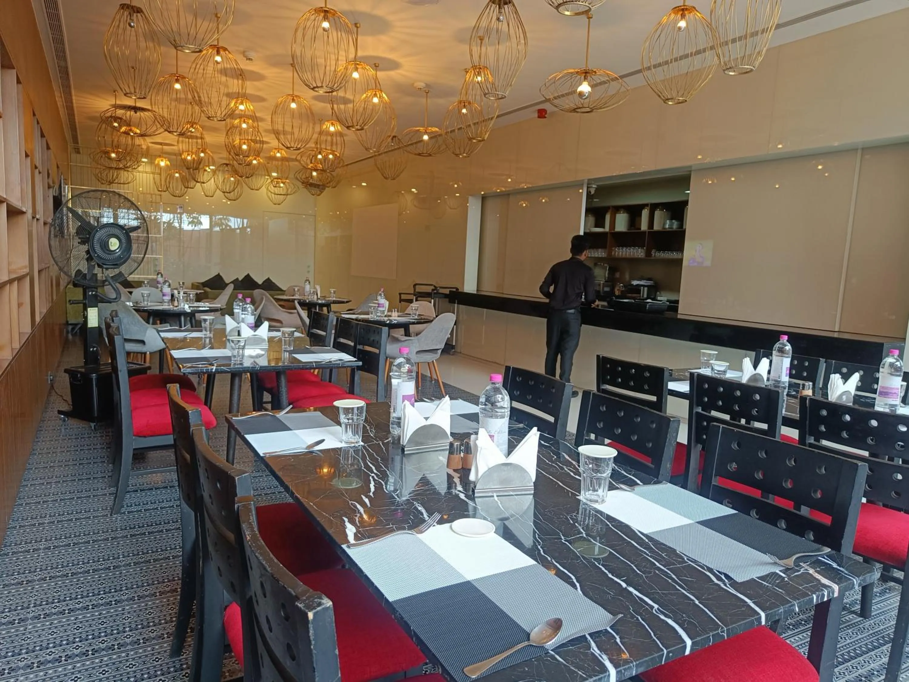 Restaurant/places to eat in Boulevard by Design Hotel Chennai