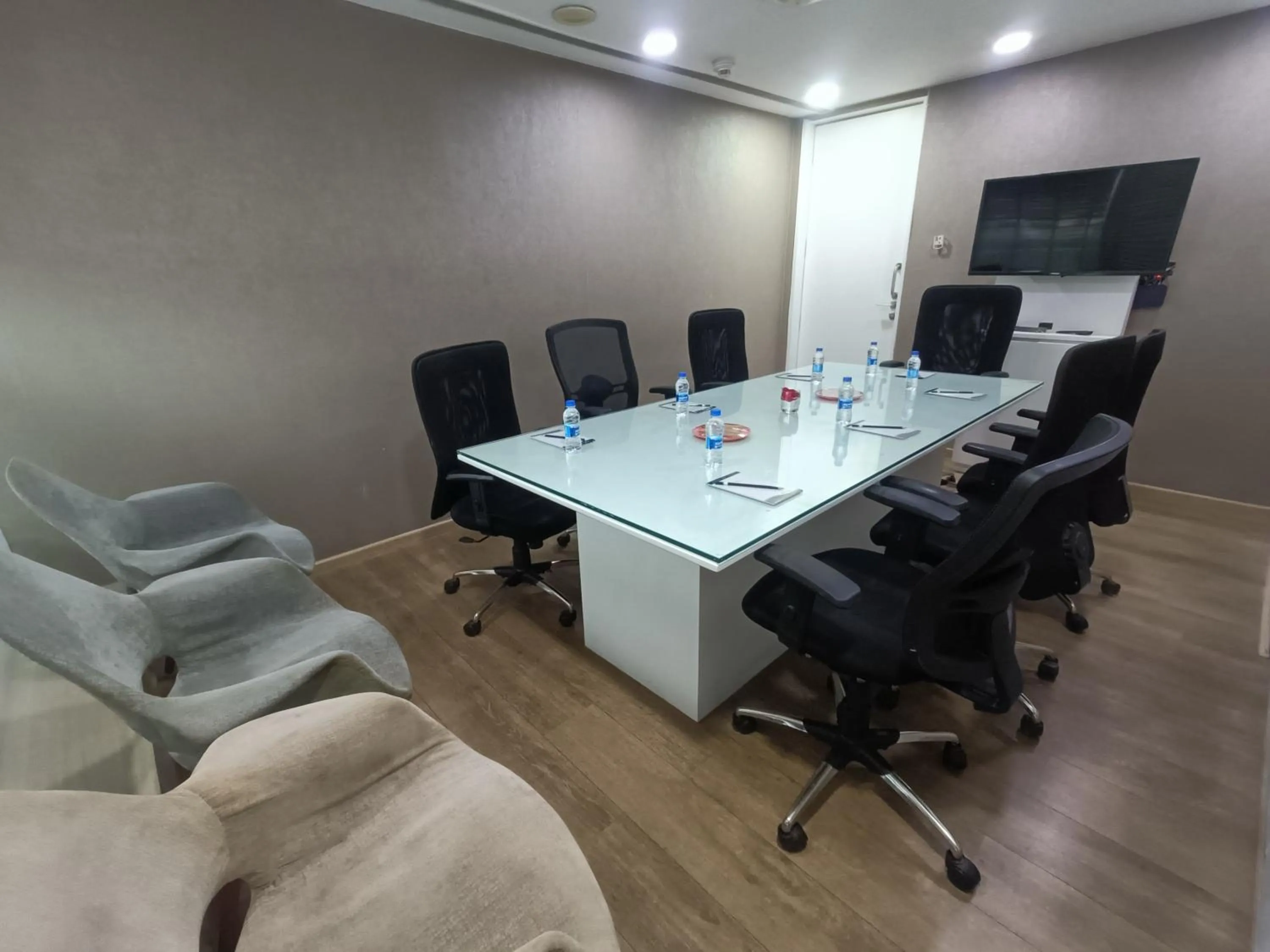 Business facilities in Boulevard by Design Hotel Chennai