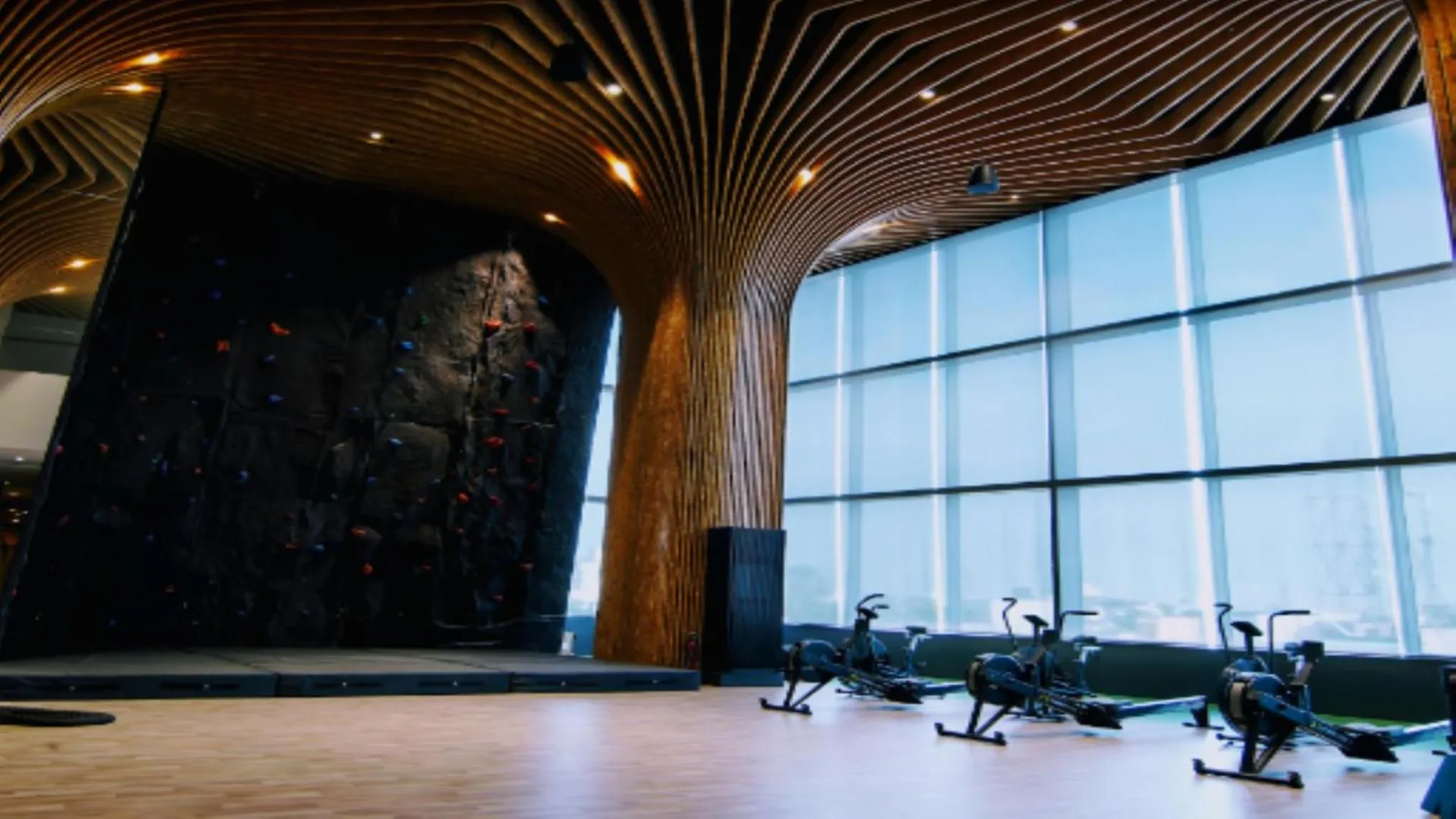 Fitness centre/facilities in Boulevard by Design Hotel Chennai