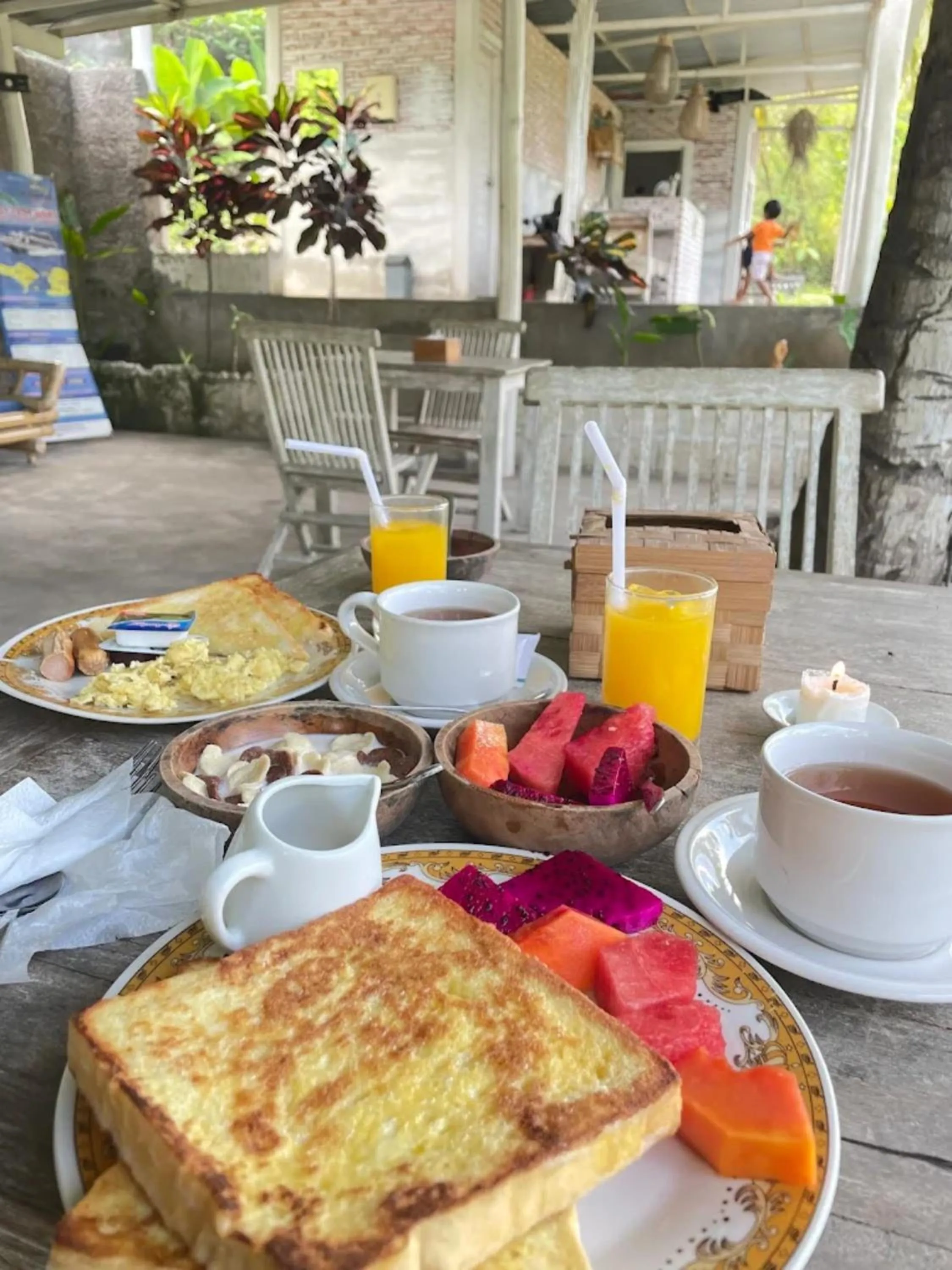 Food and drinks in La Royale Nusa Penida