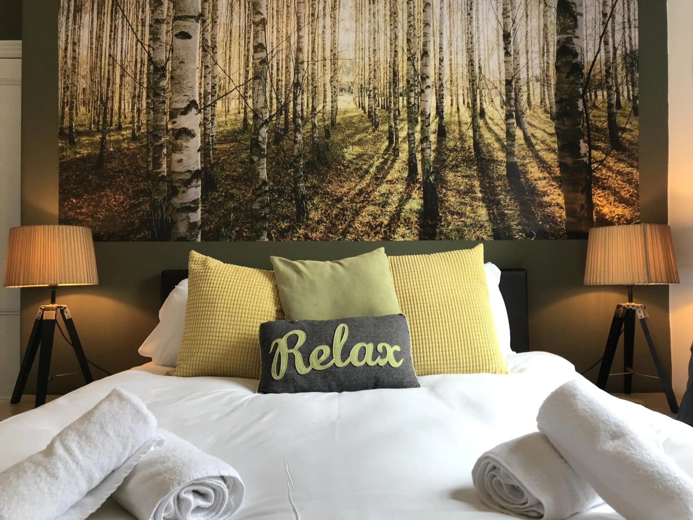 Bedroom in Bright Spacious 3-bed with office & patio, Preston