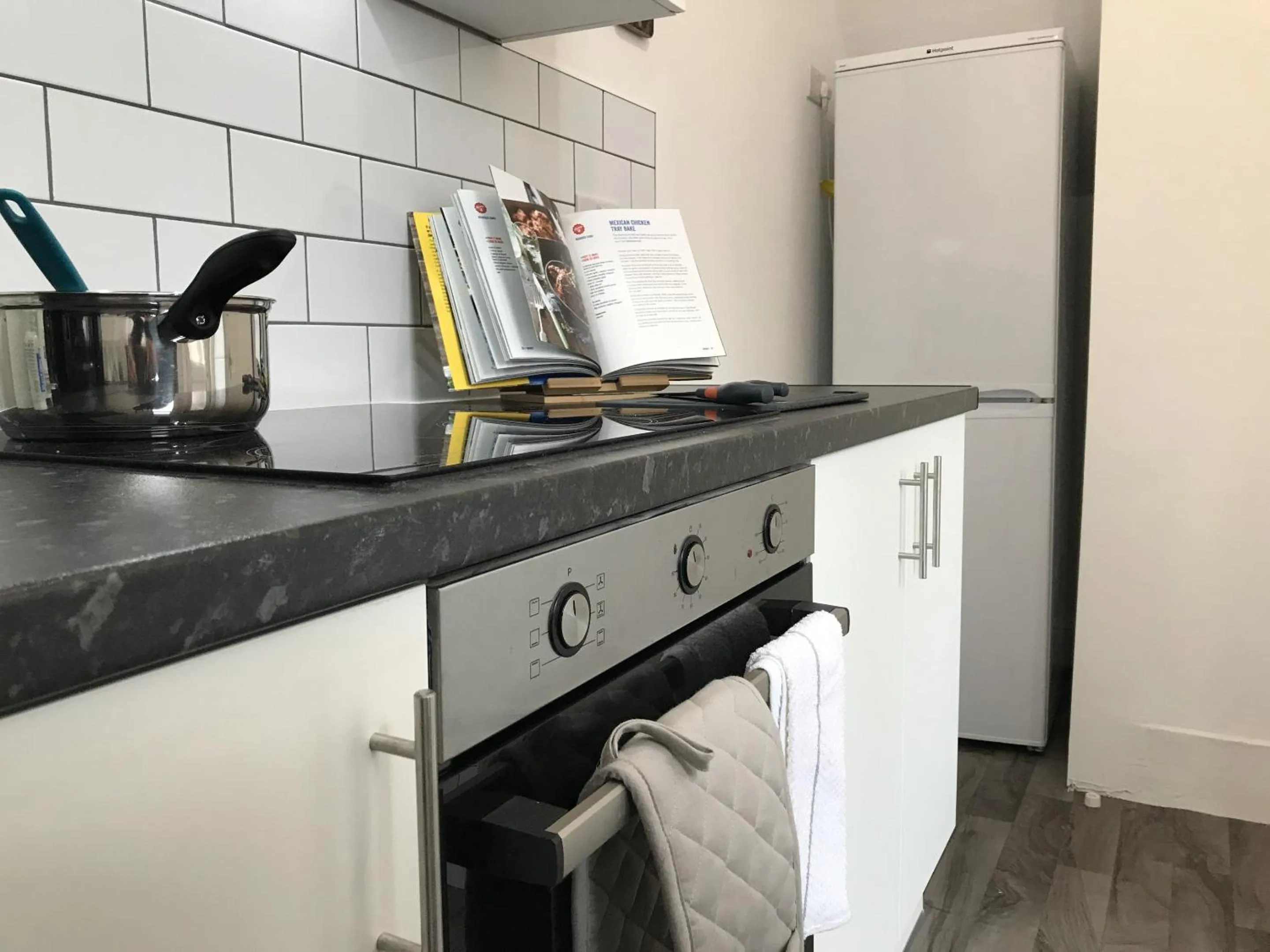 Kitchen or kitchenette in Bright Spacious 3-bed with office & patio, Preston