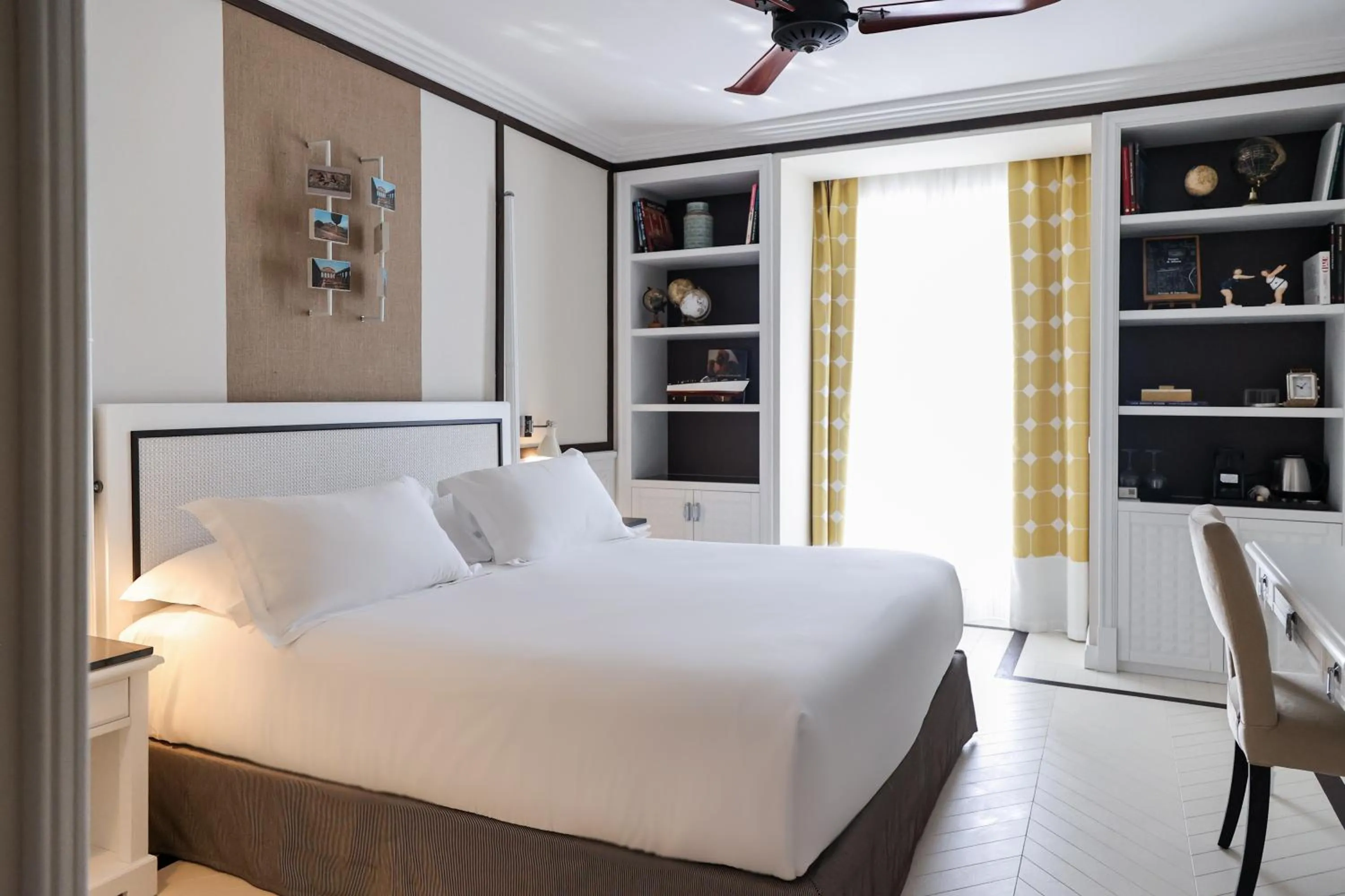 Bed in Savoy Hotel & Spa - Preferred Hotels & Resorts