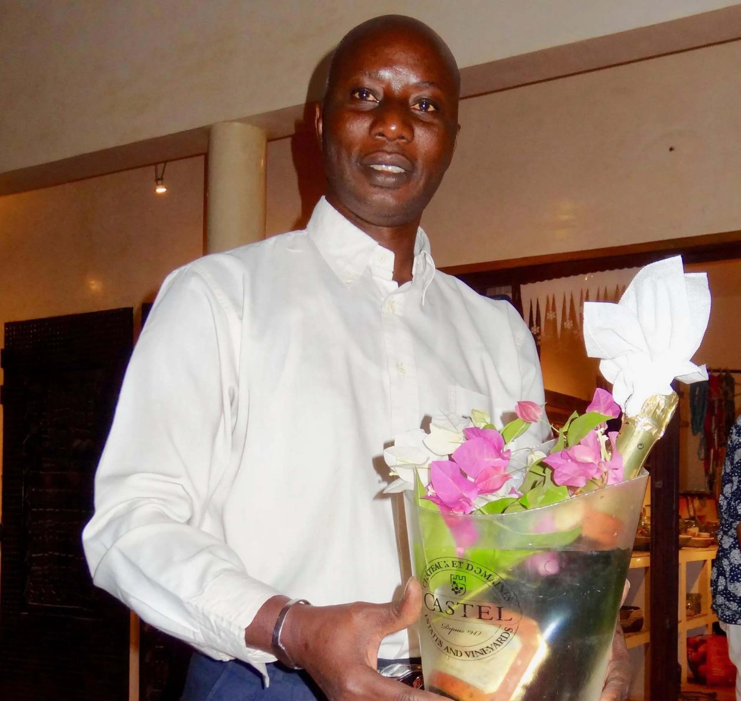 Lounge or bar in HOTEL Le Clos Des Papillons