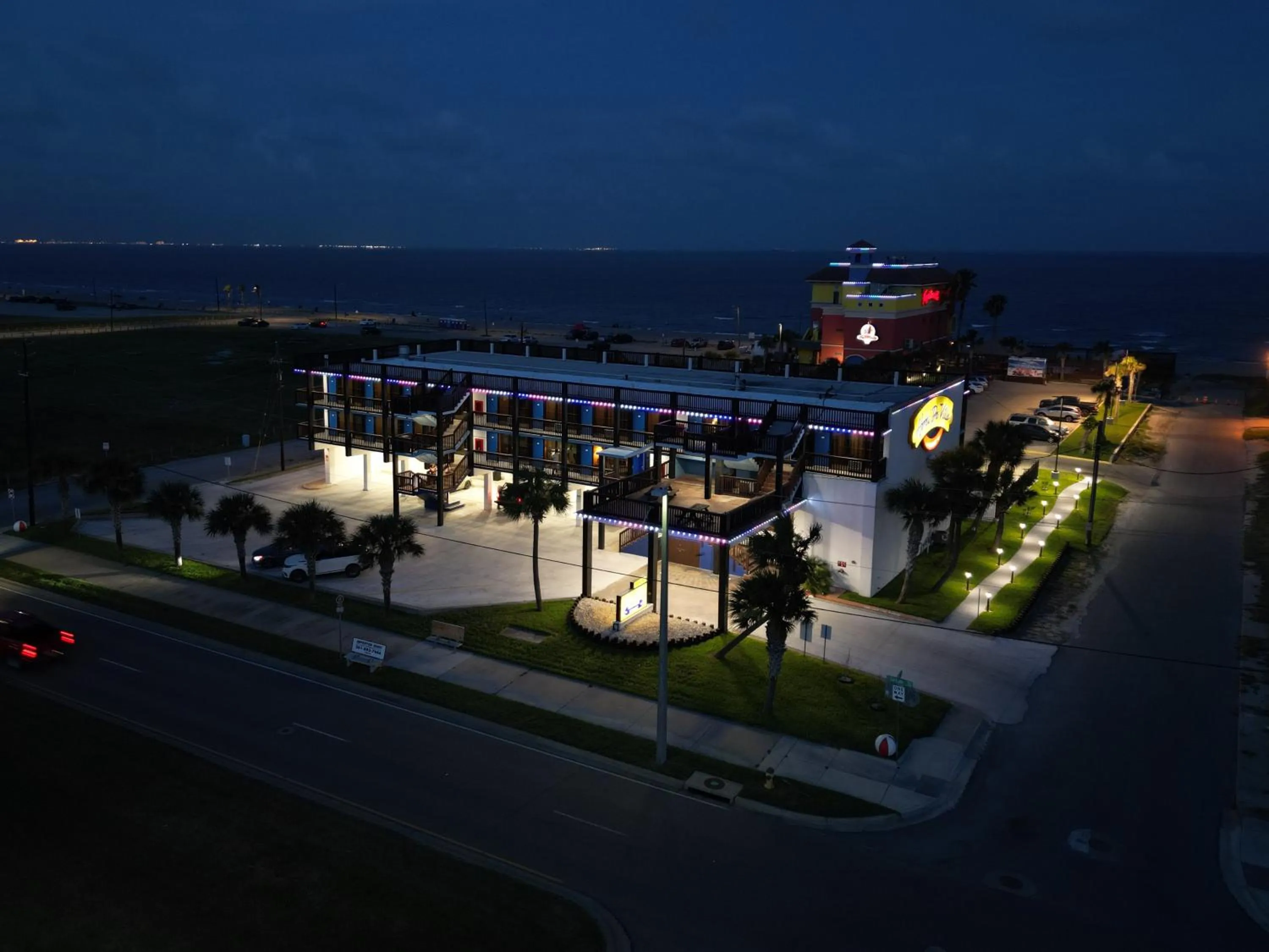 Property building in Hotel DeVille