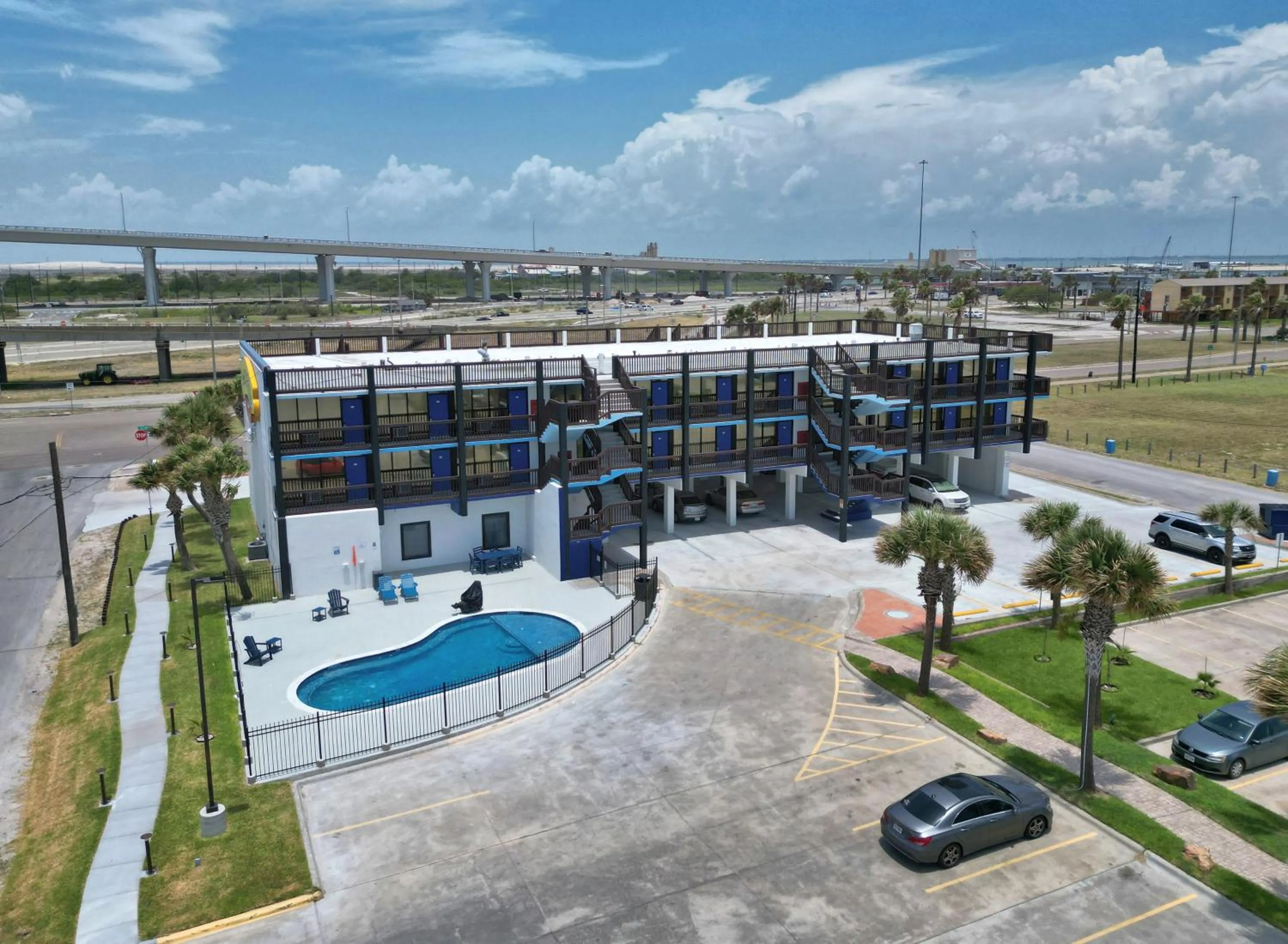 Property building in Hotel DeVille