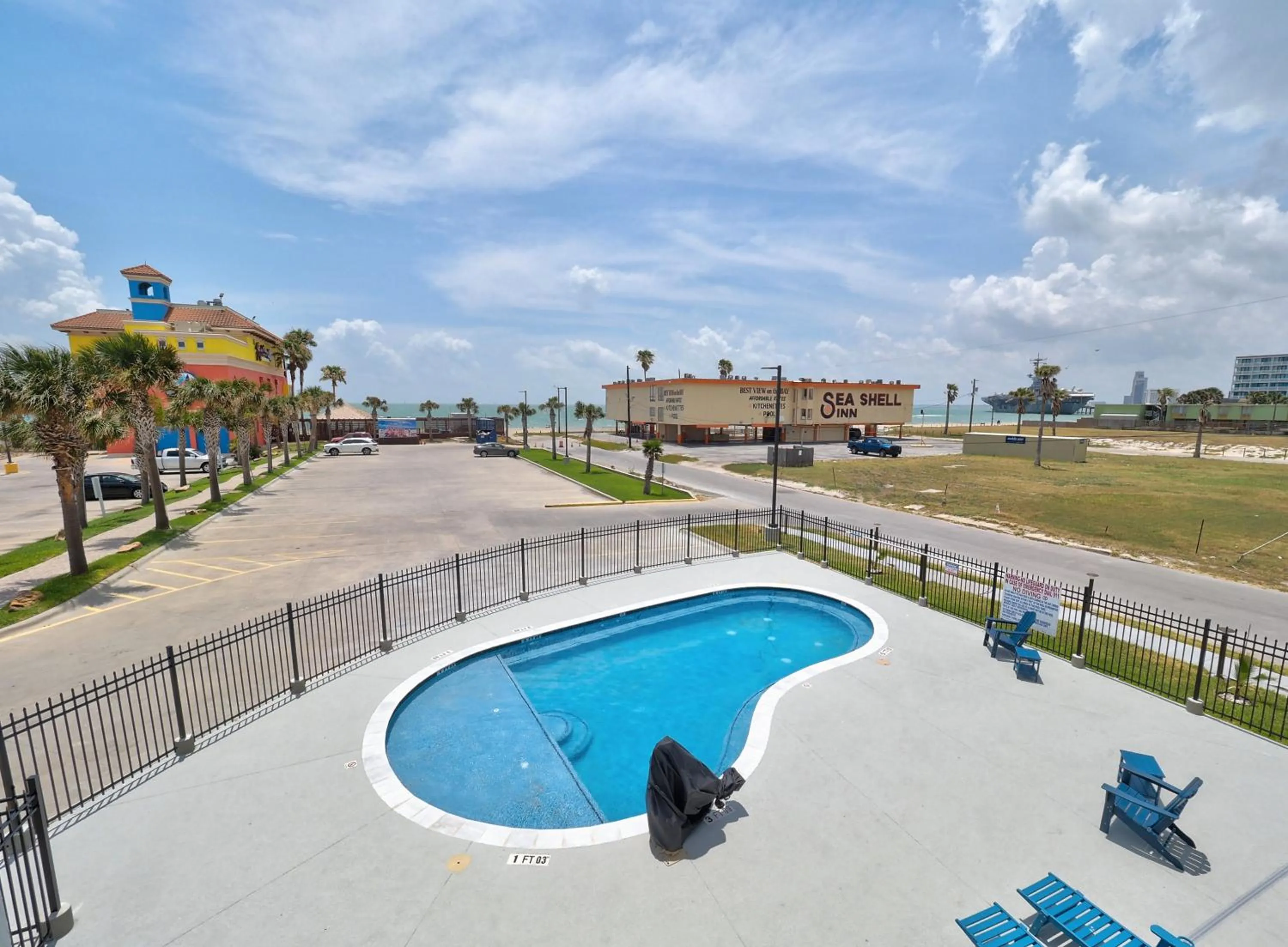 Pool view in Hotel DeVille