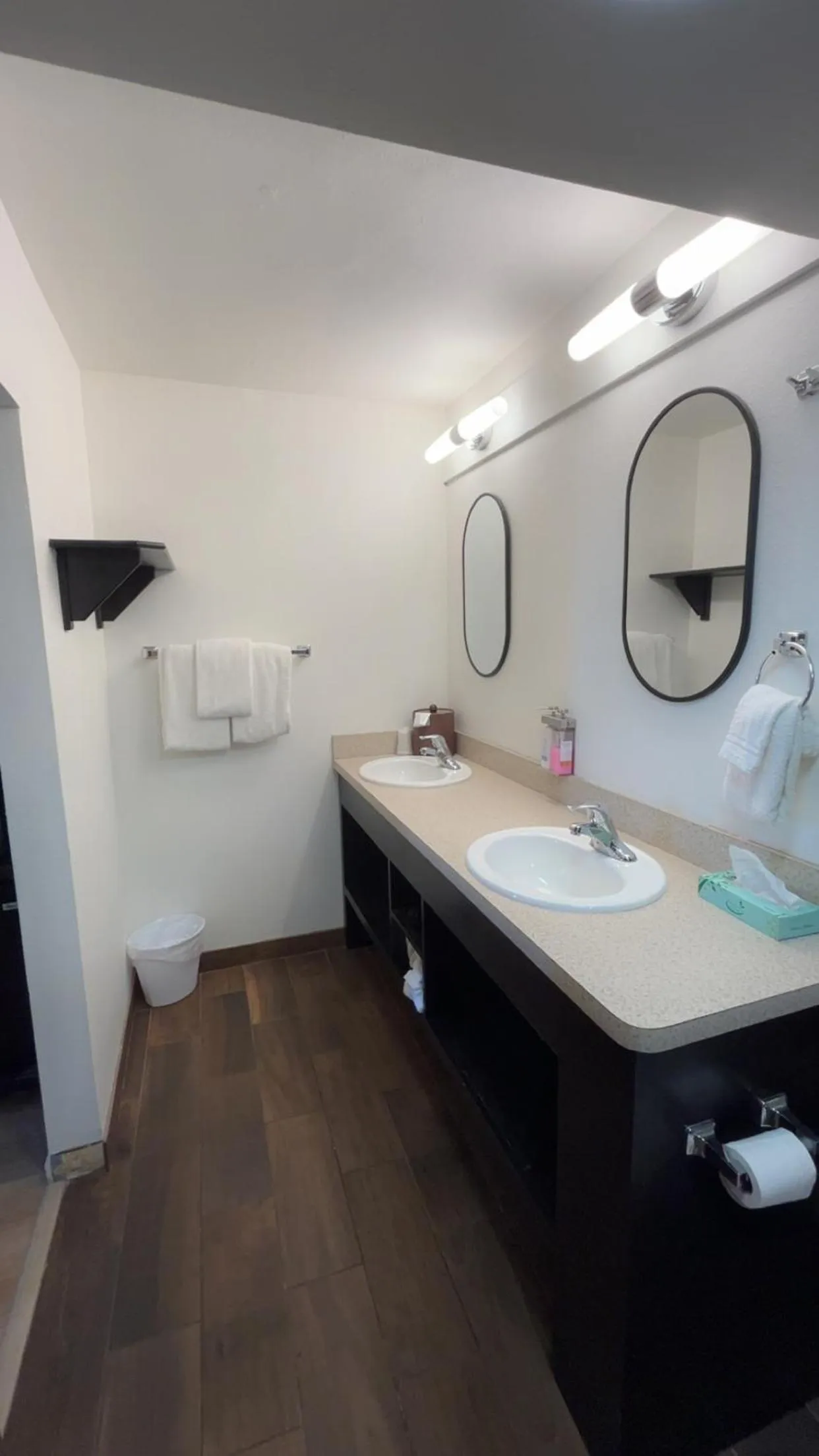 Bathroom in Hotel DeVille