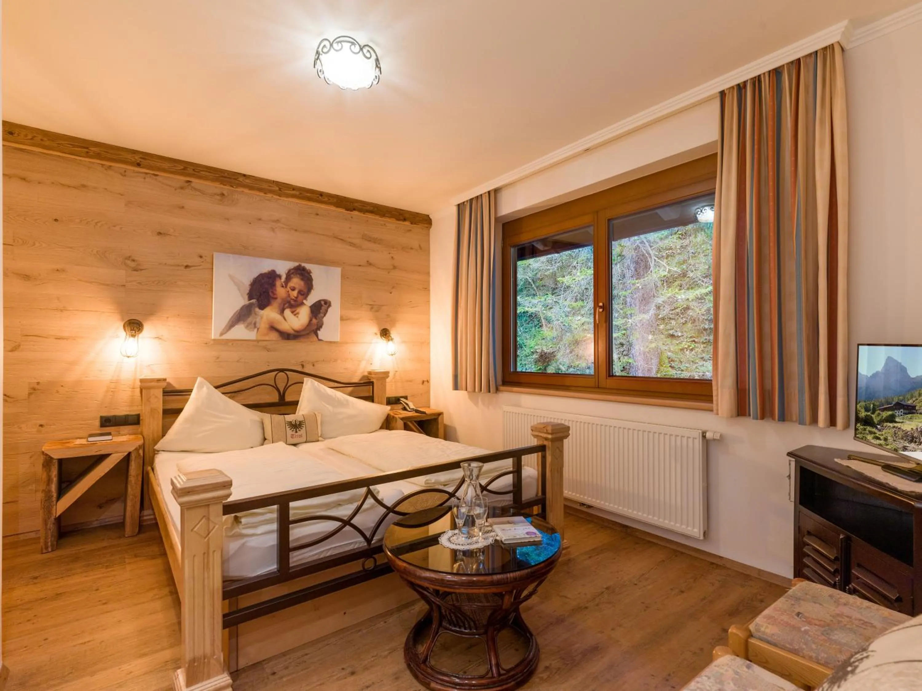 Bed in Hotel Gasthof Felsenkeller