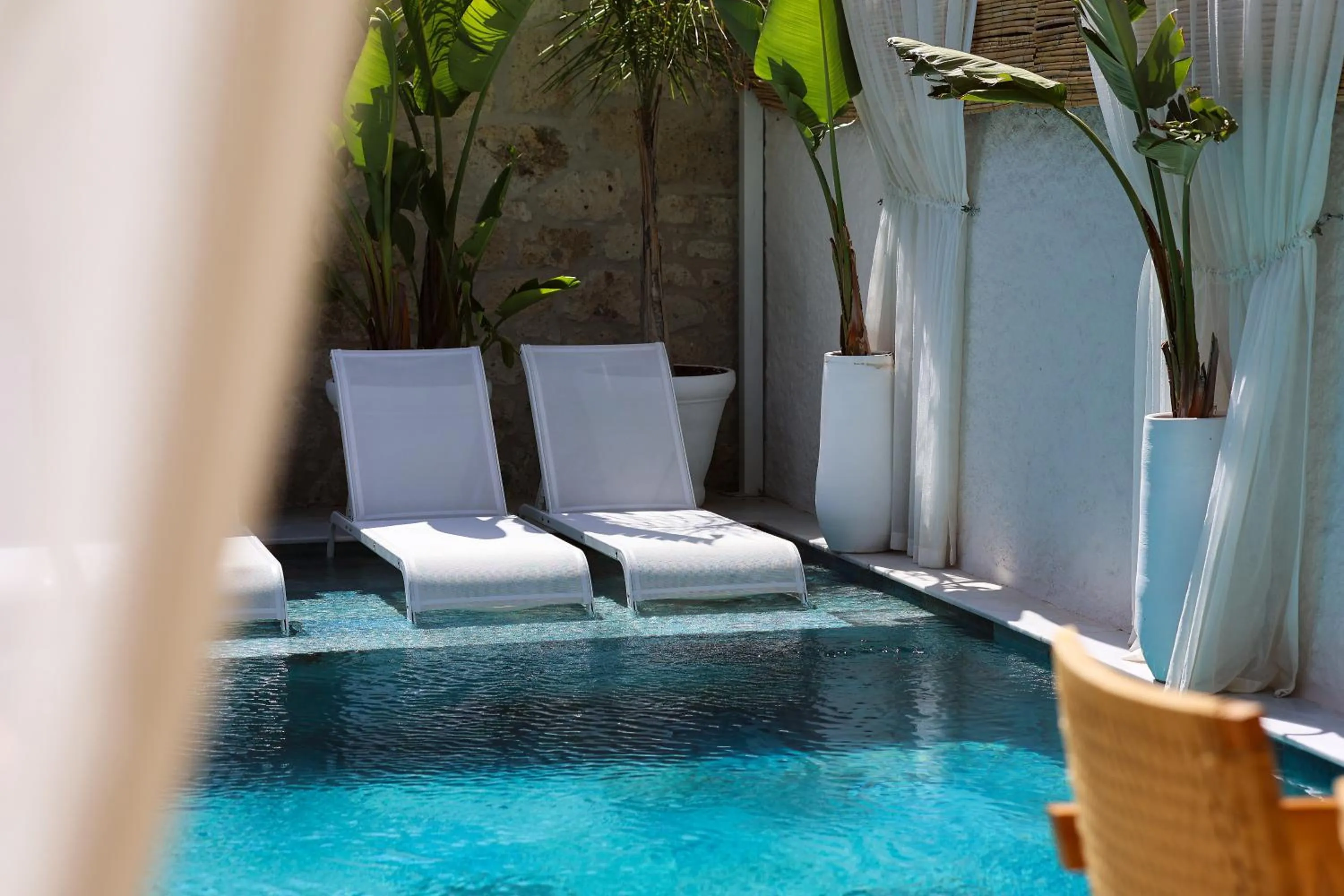 Pool view in Voger Alaçatı Köyiçi