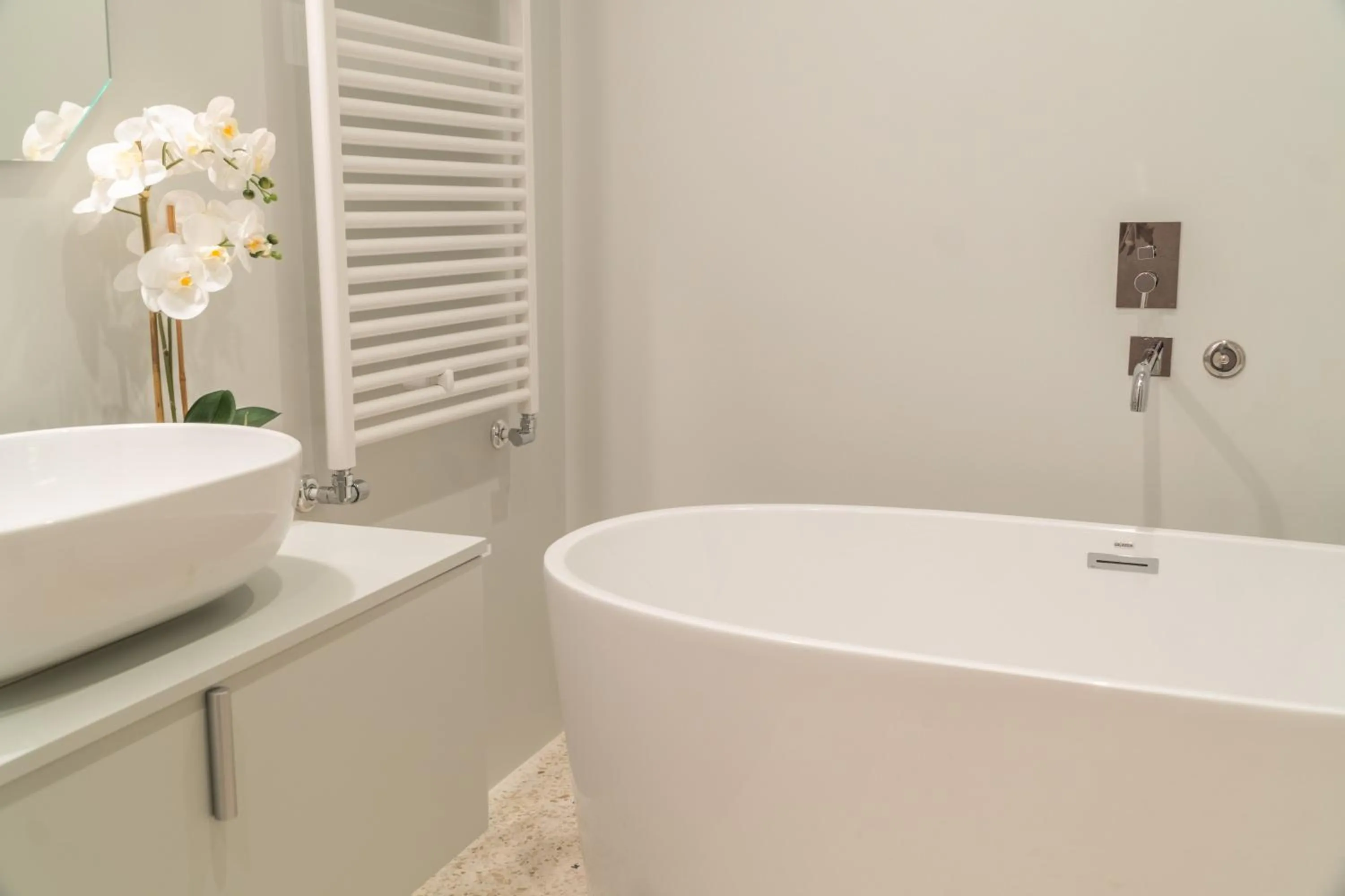 Bathroom in Ninfea Luxury Suites