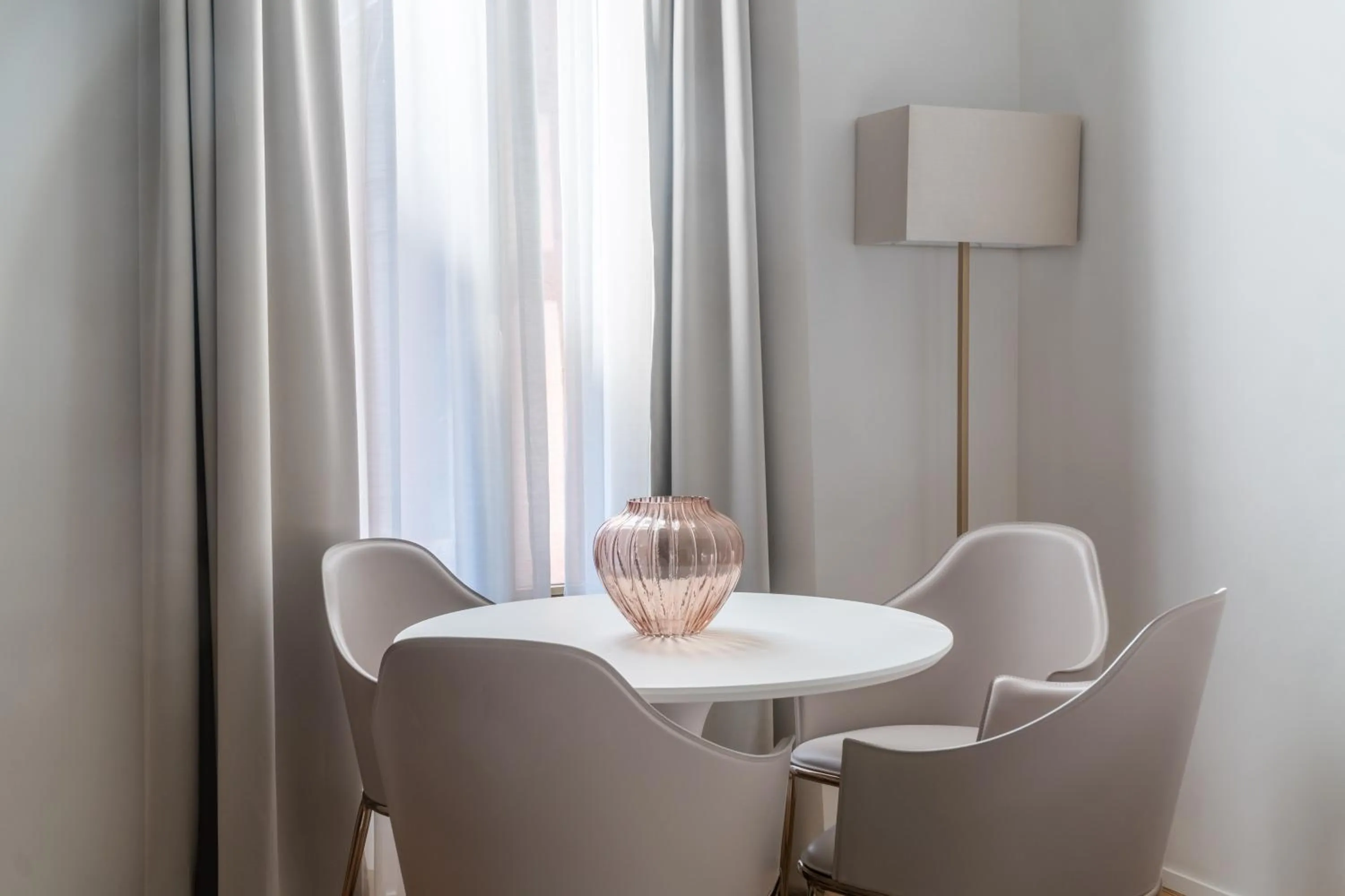 Seating area in Ninfea Luxury Suites