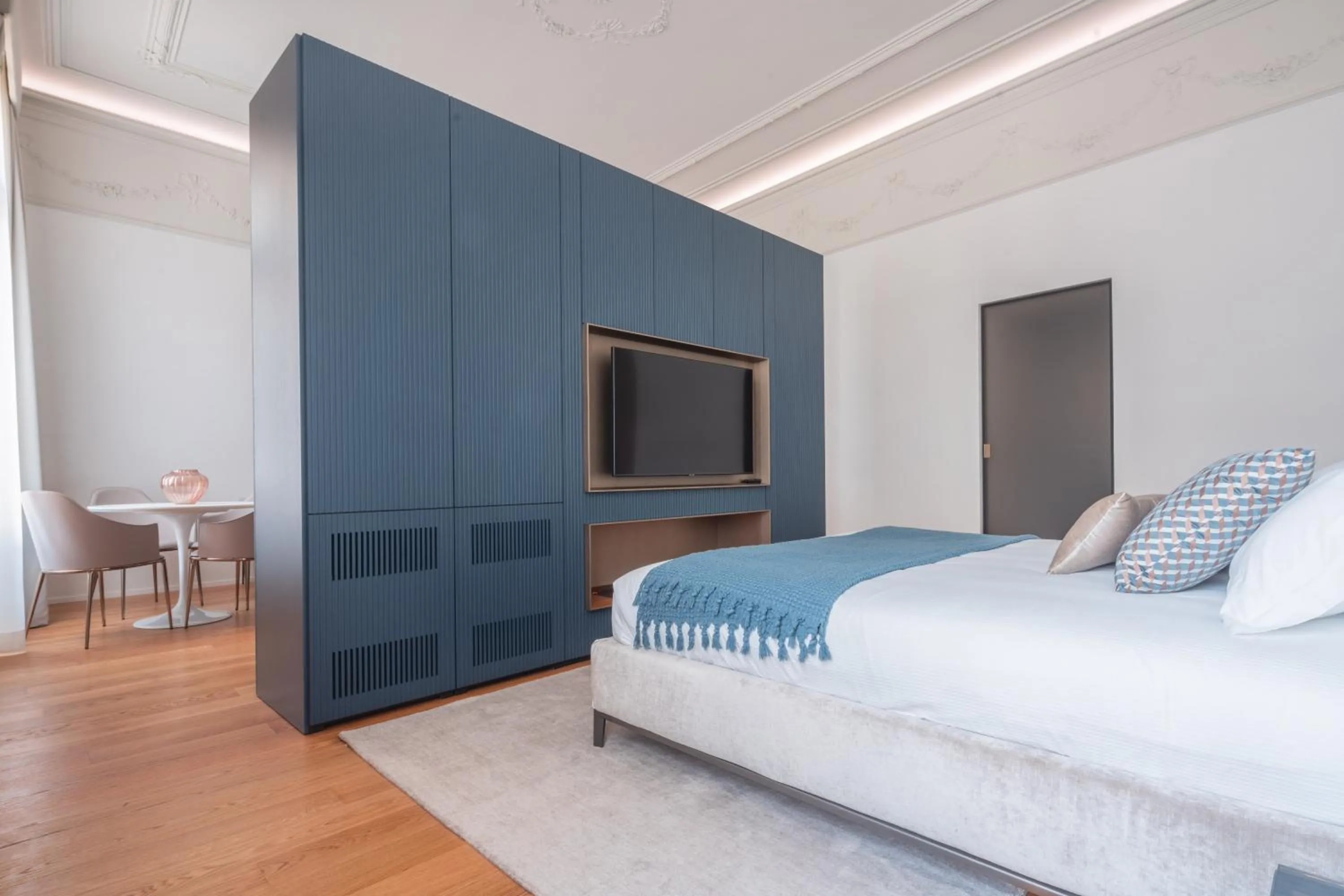 Bed in Ninfea Luxury Suites