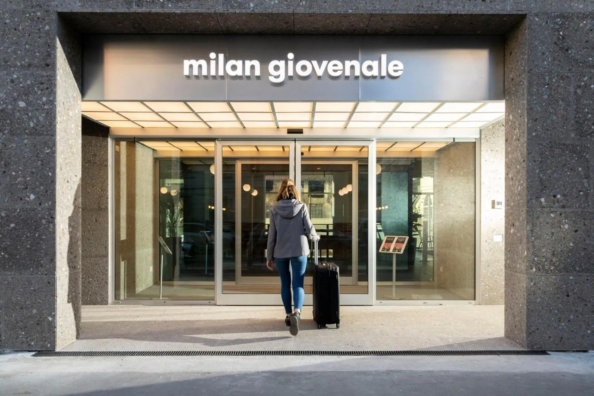 aparto Milan Giovenale