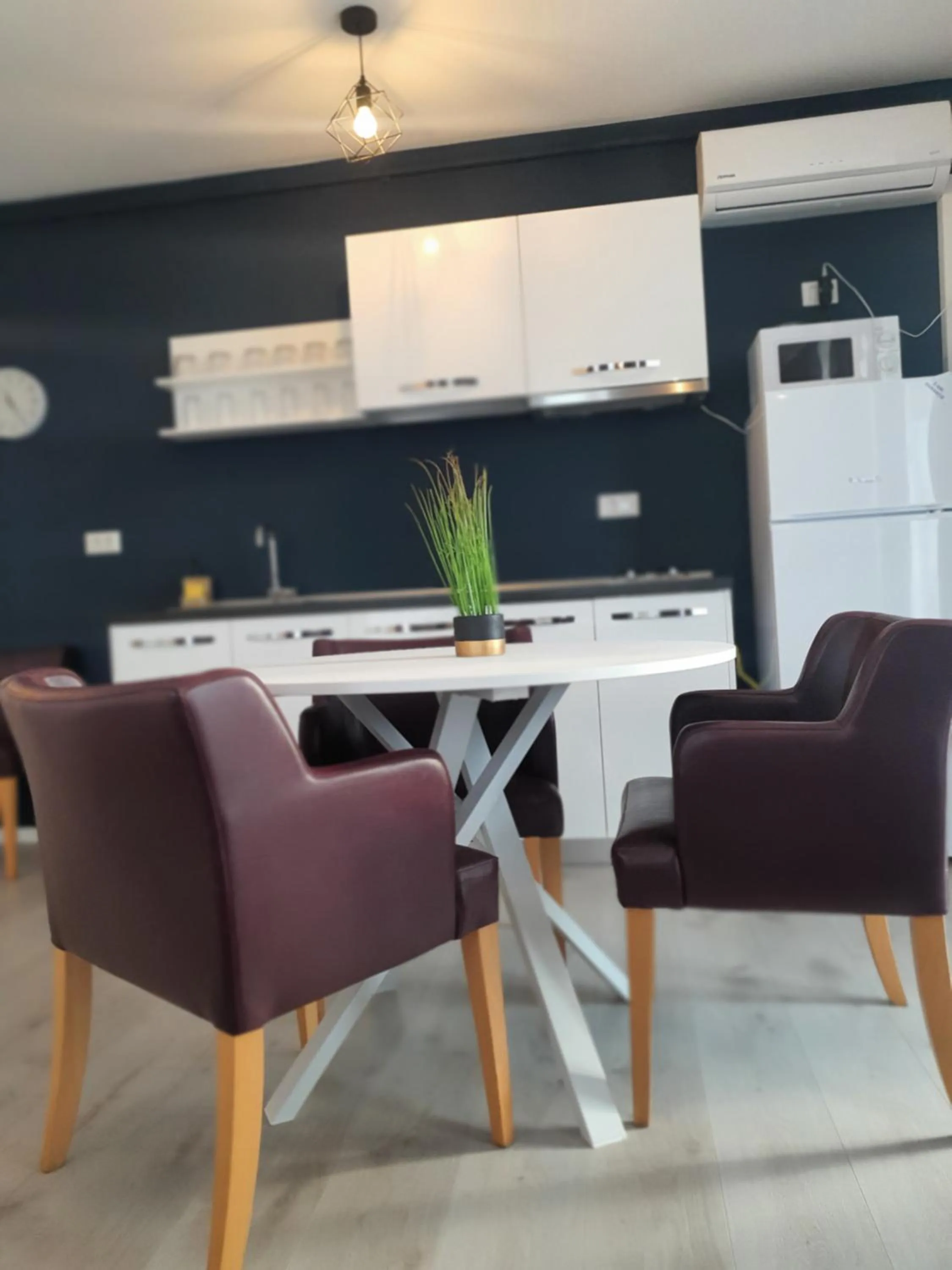 Kitchen or kitchenette in Grey Residence Apartments