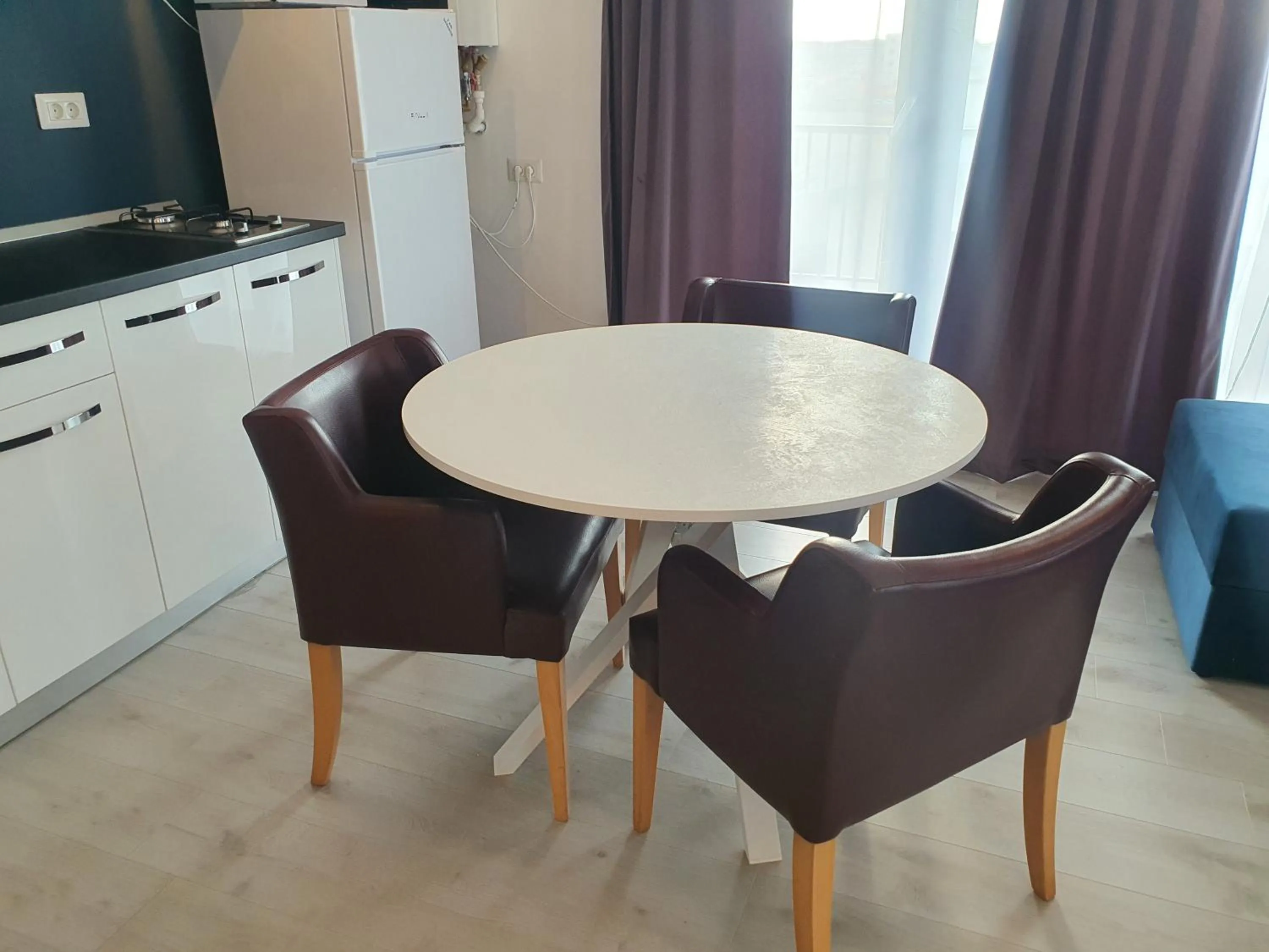 Kitchen or kitchenette in Grey Residence Apartments