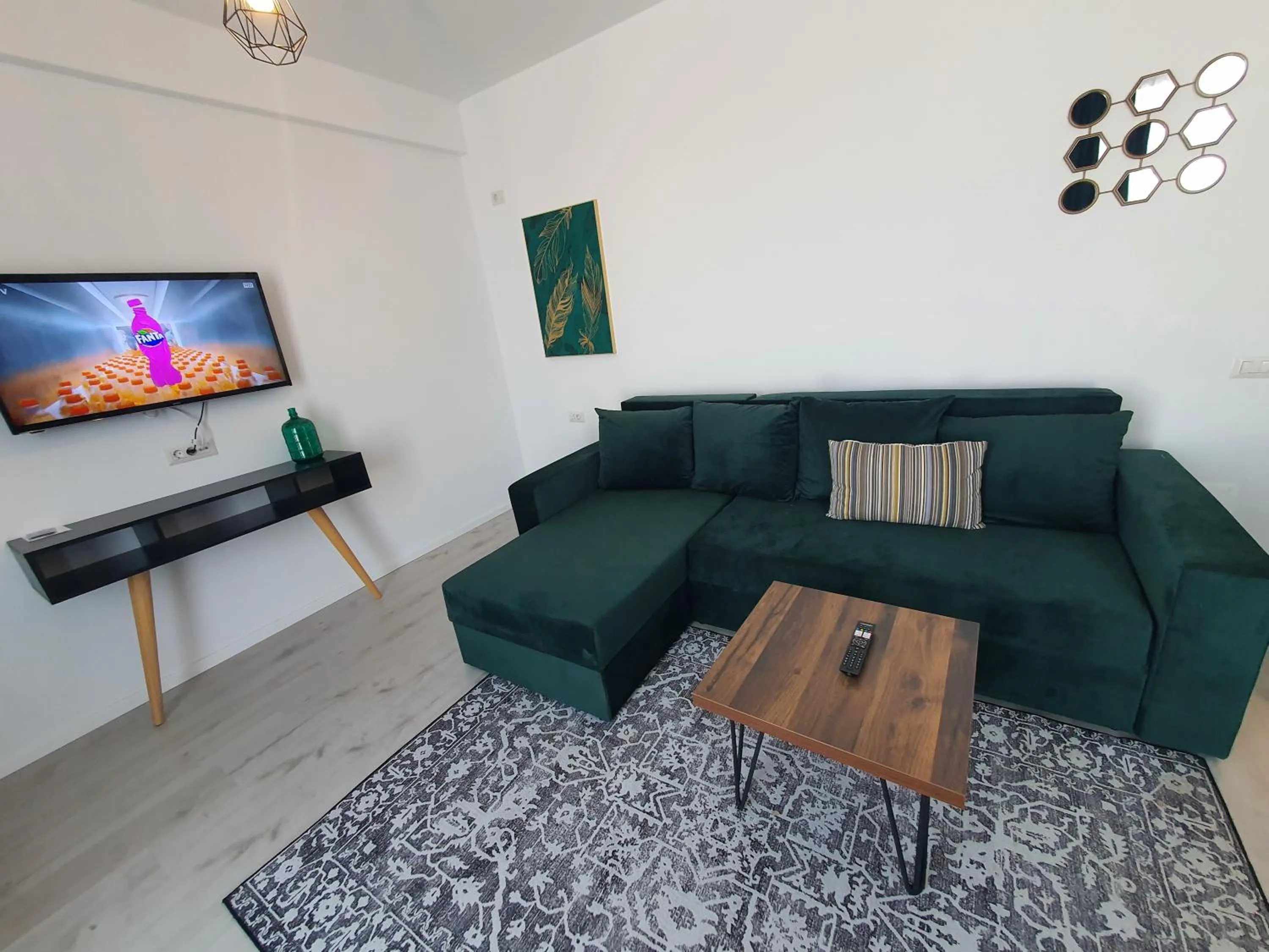 TV and multimedia in Grey Residence Apartments