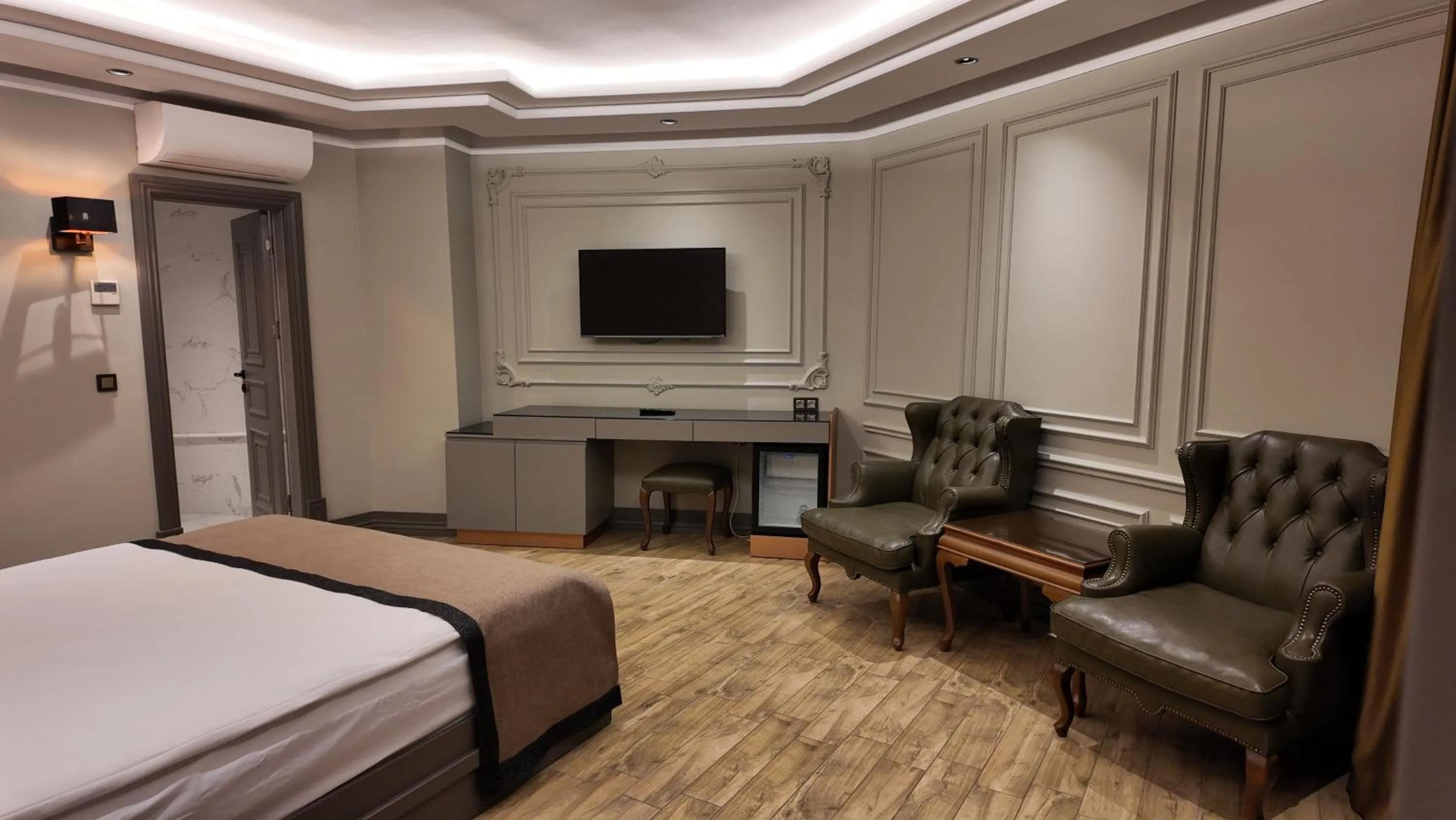 Bed in Lala Grand Hotel