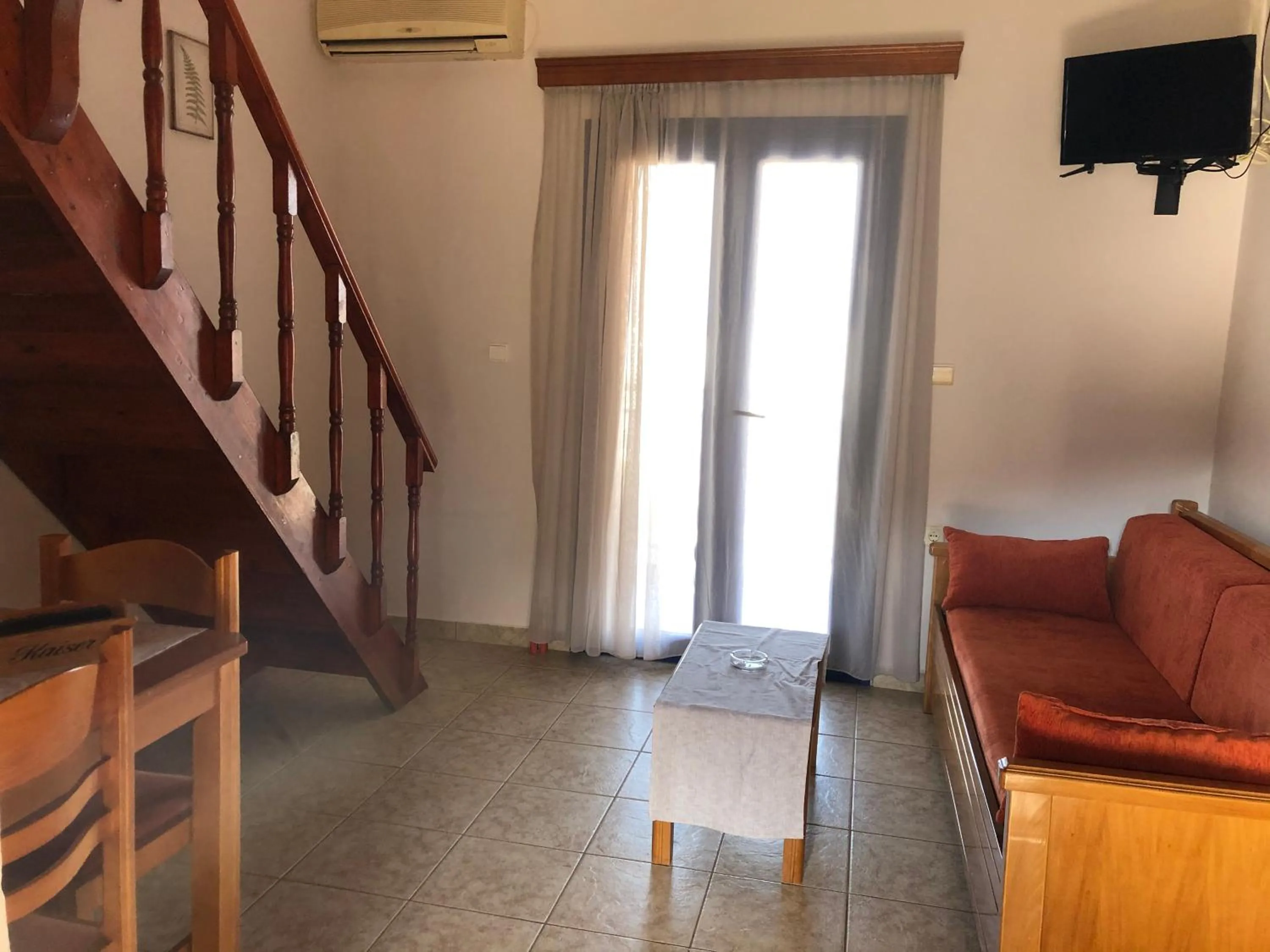 Seating area in STUDIOS ATHENA