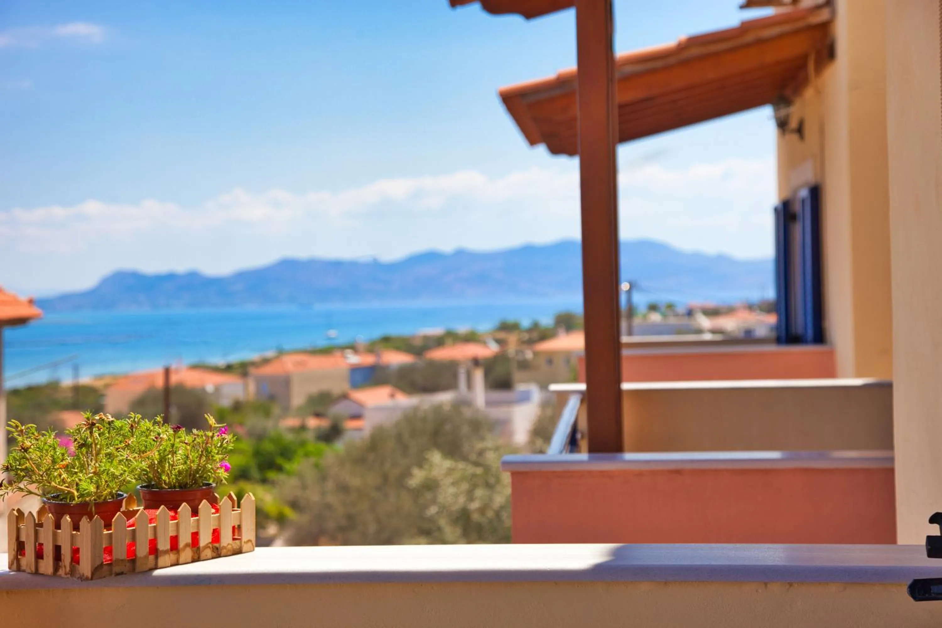 Sea view in STUDIOS ATHENA