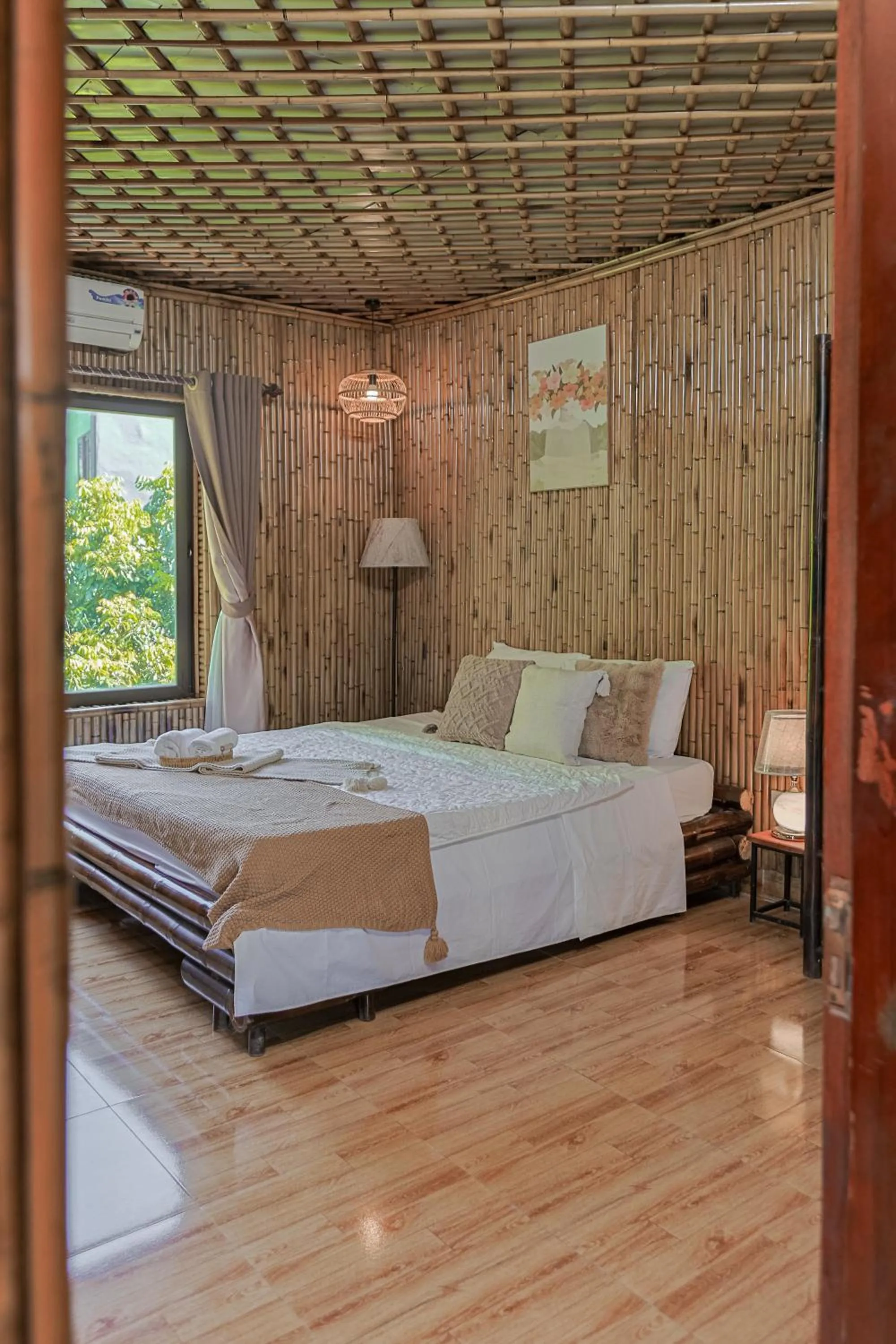 Bed in Bamboo Hill Villa