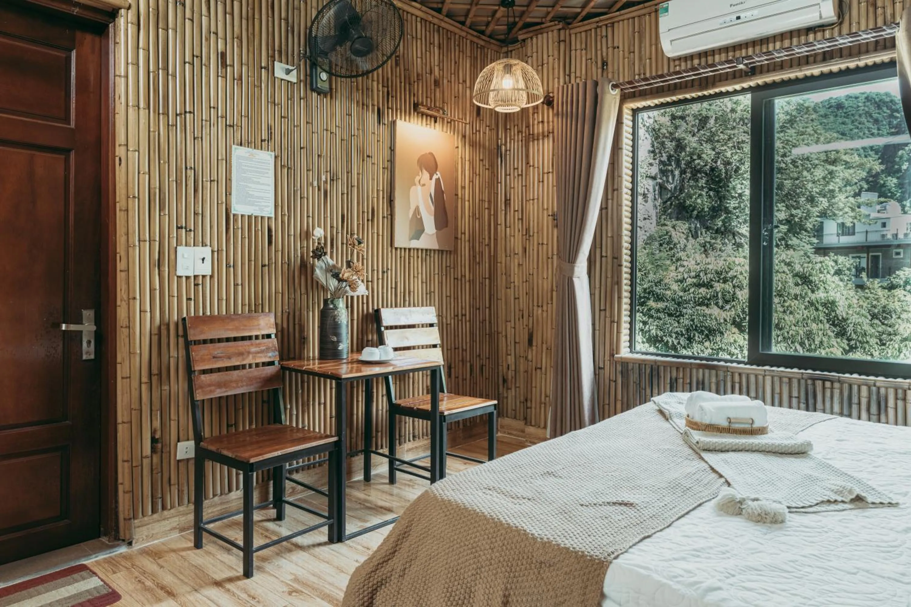 Bed in Bamboo Hill Villa