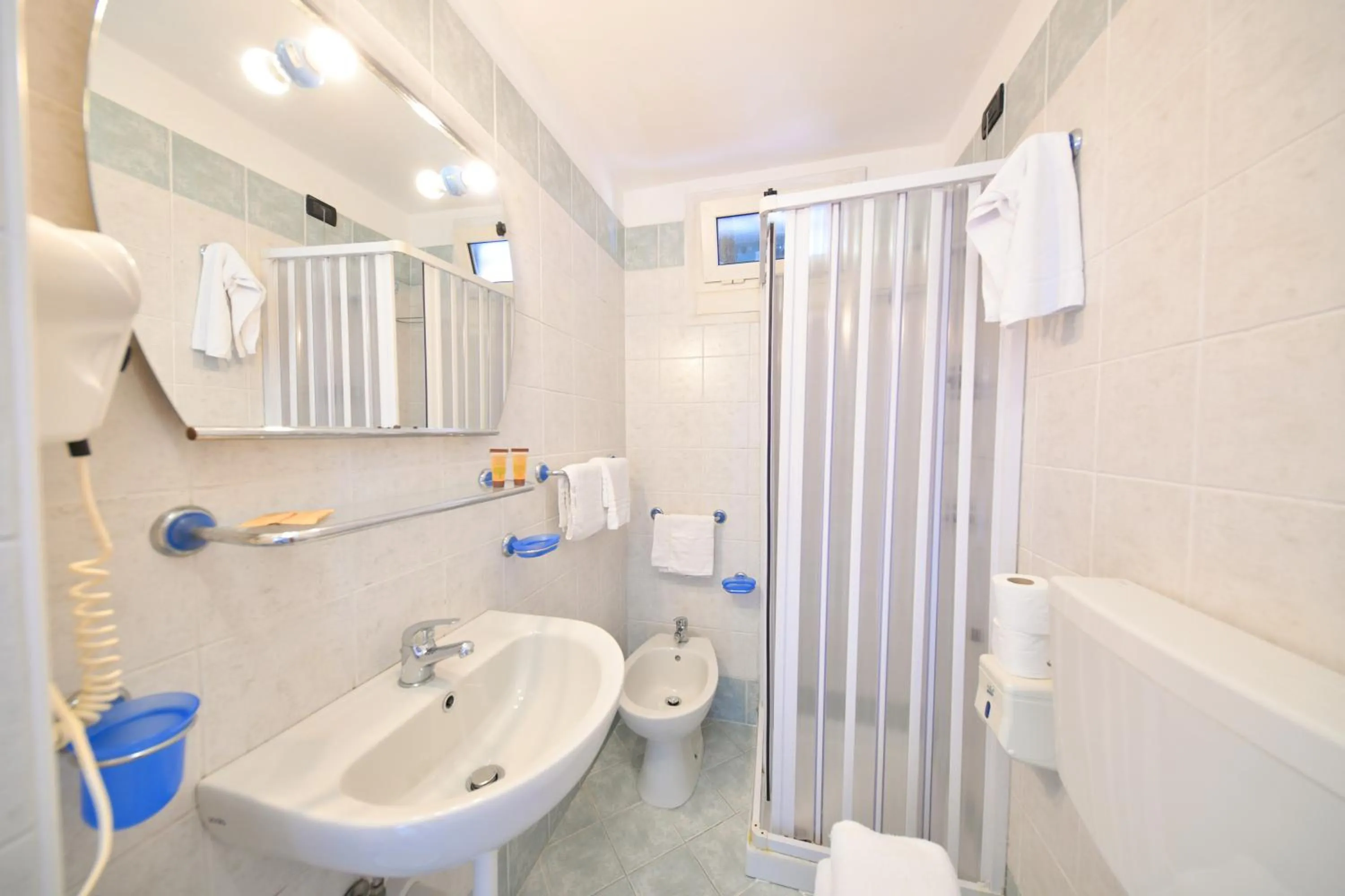 Bathroom in Fortuna Beach - Seaside Hotel