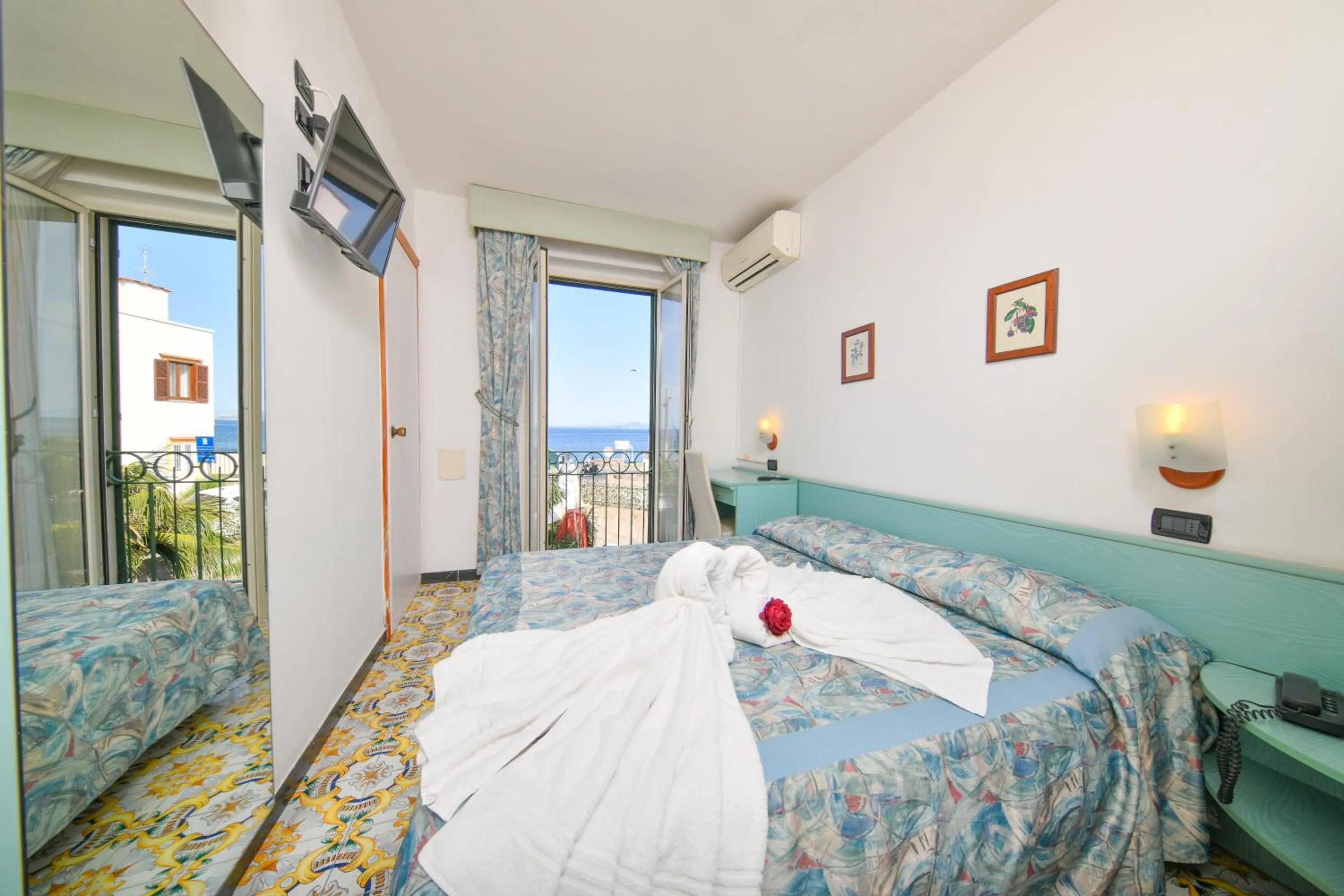 Photo of the whole room in Fortuna Beach - Seaside Hotel