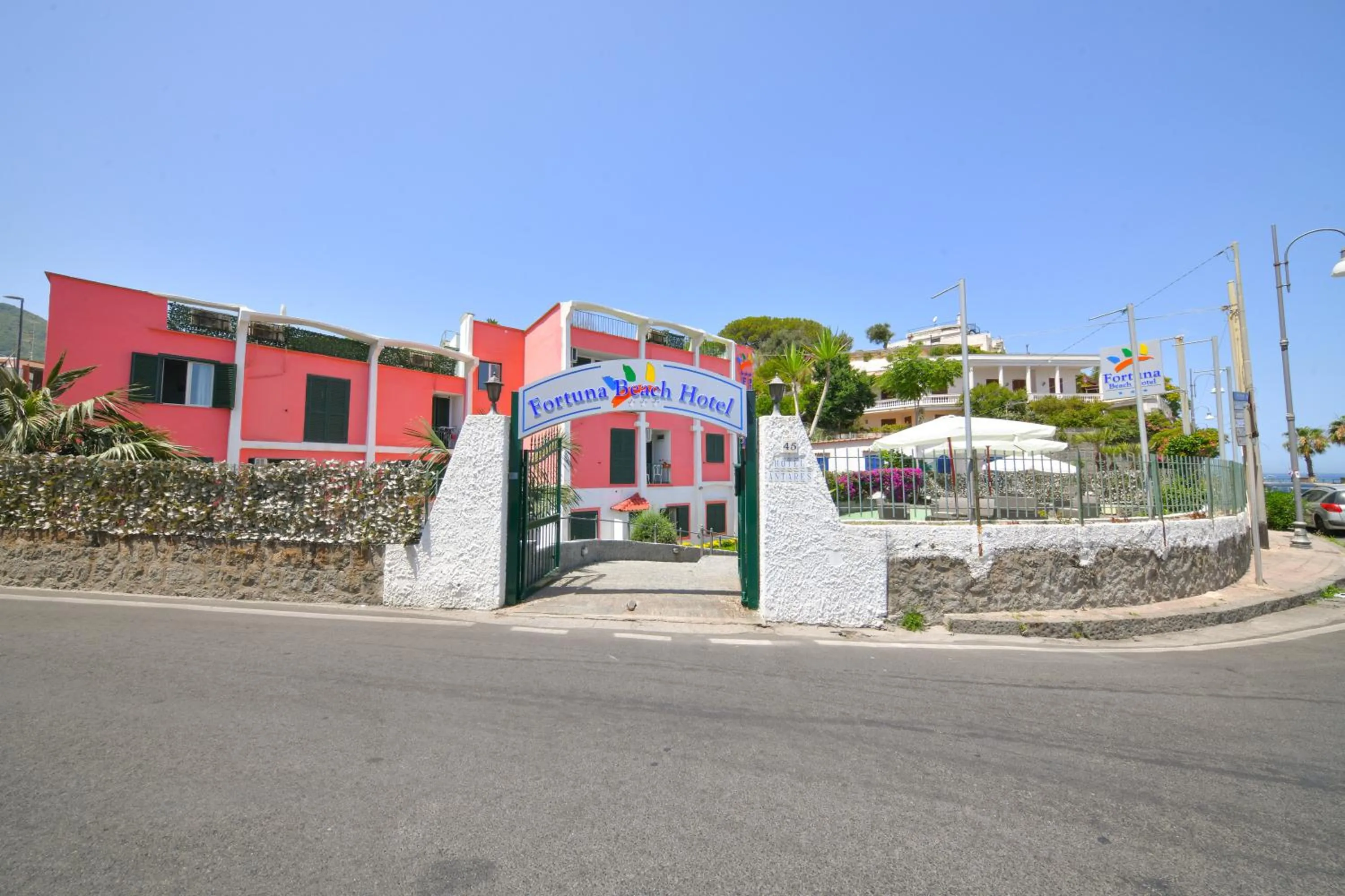 Property Building in Fortuna Beach - Seaside Hotel