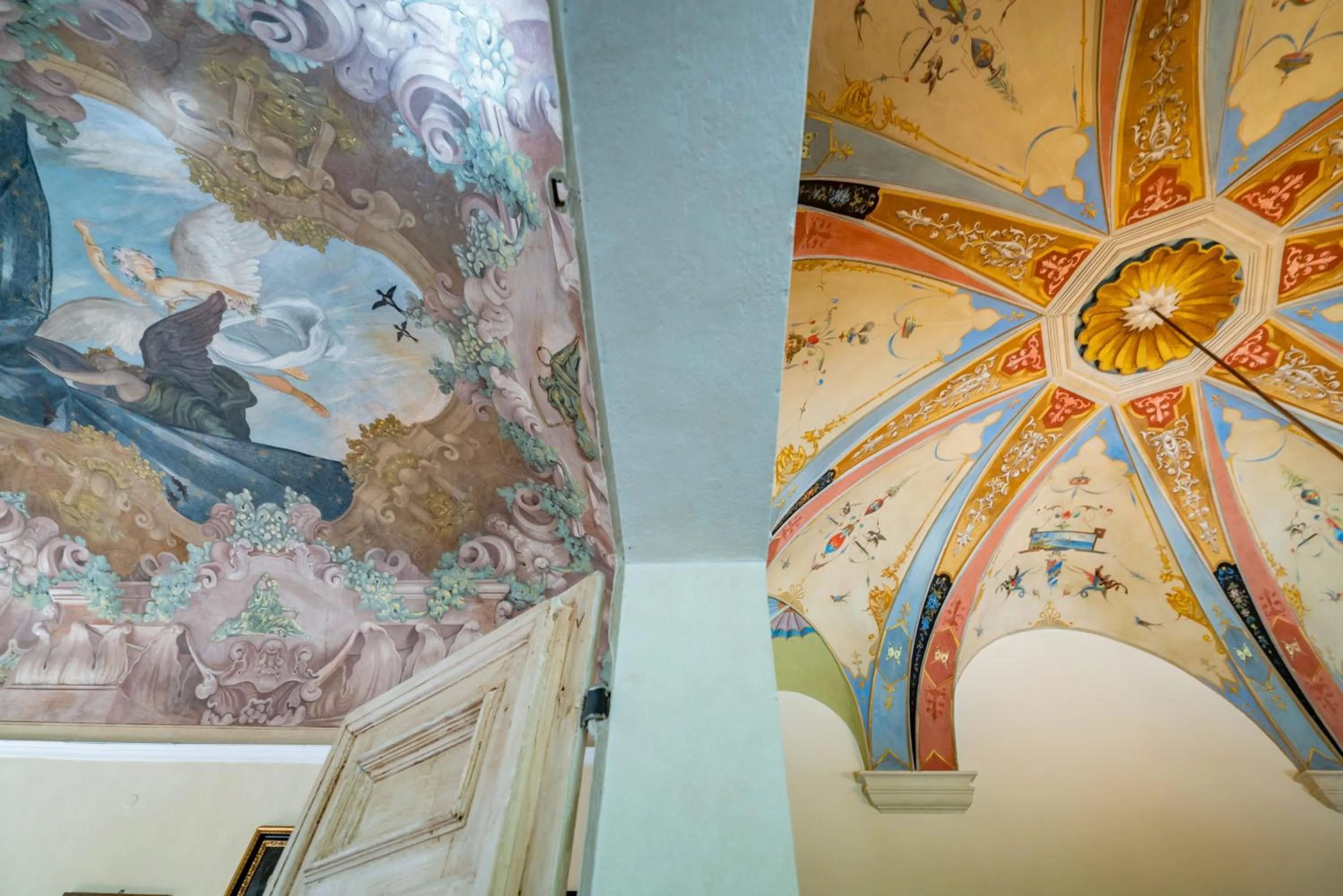 Decorative detail in Villa Cattani Stuart XVII secolo