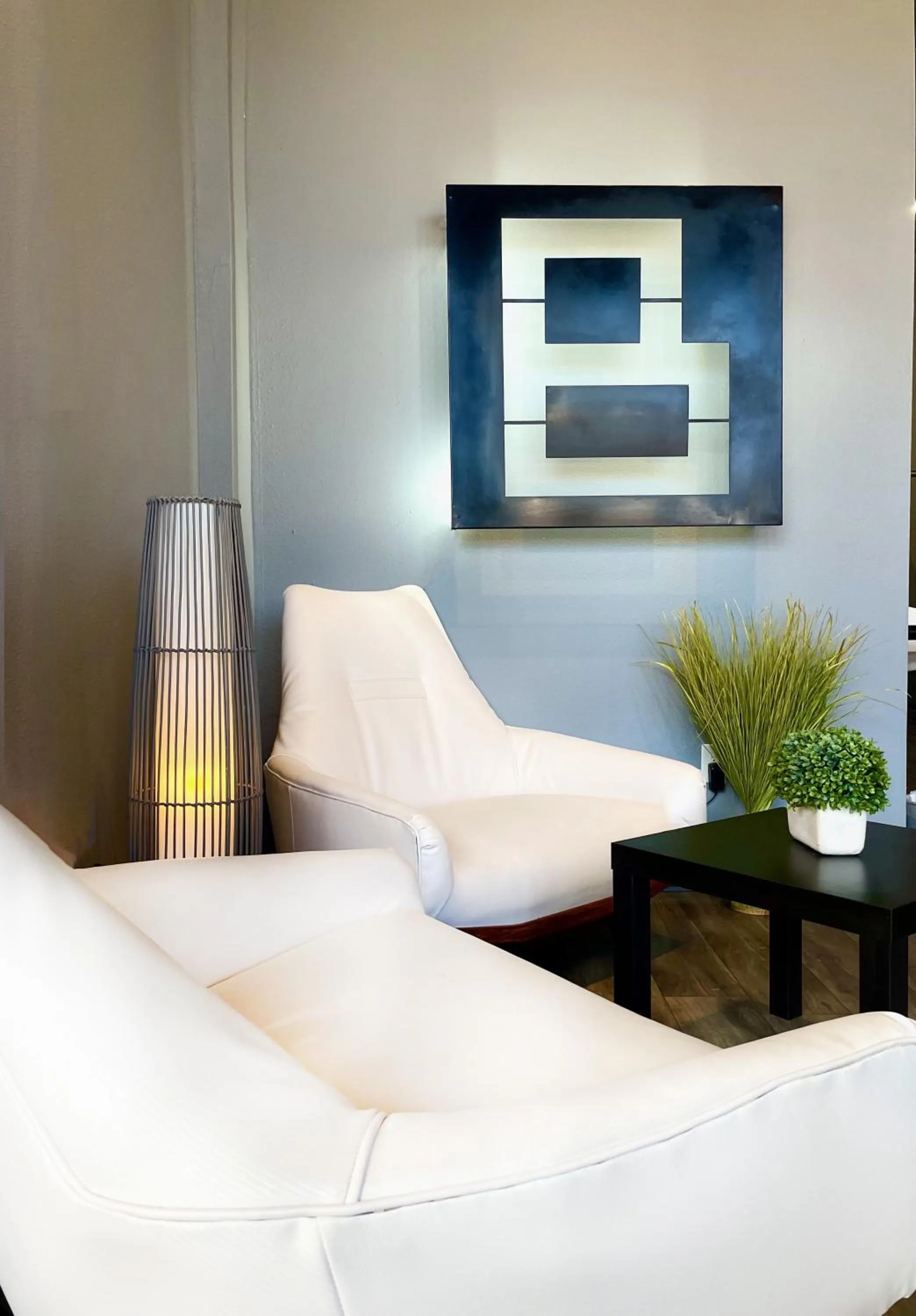 Seating area, Bed in Boxstel - Modern Stay Hotel Downtown El Paso