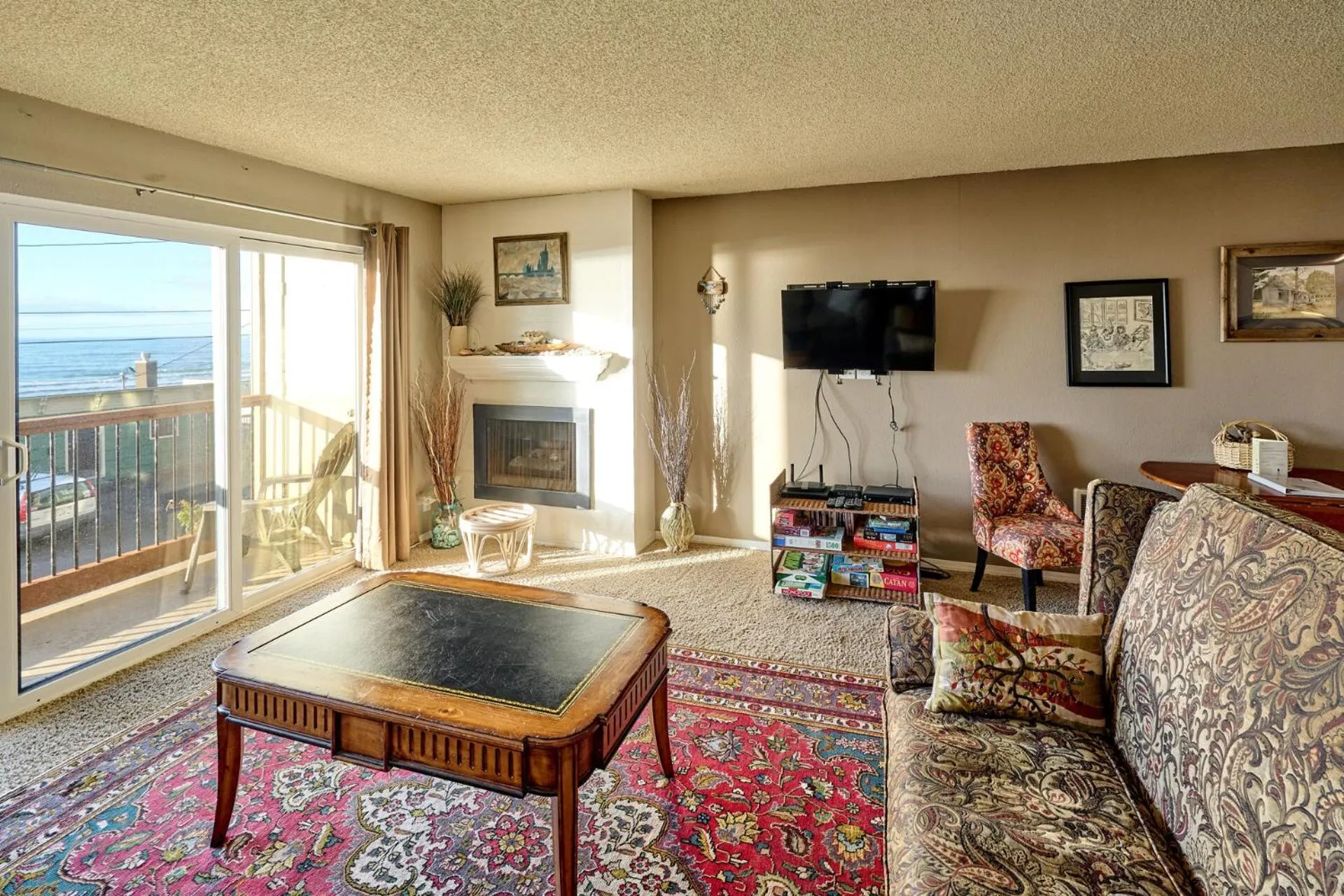 TV and multimedia in Surftides Plaza Rentals