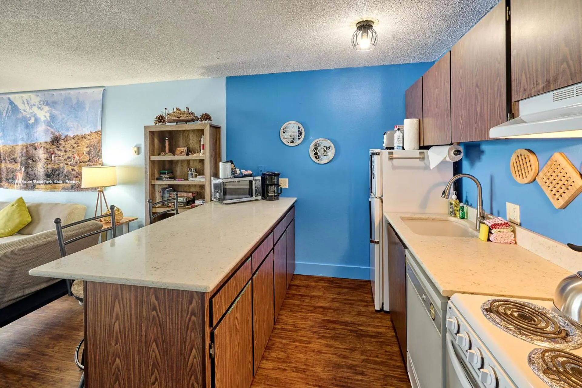 Kitchen or kitchenette in Surftides Plaza Rentals